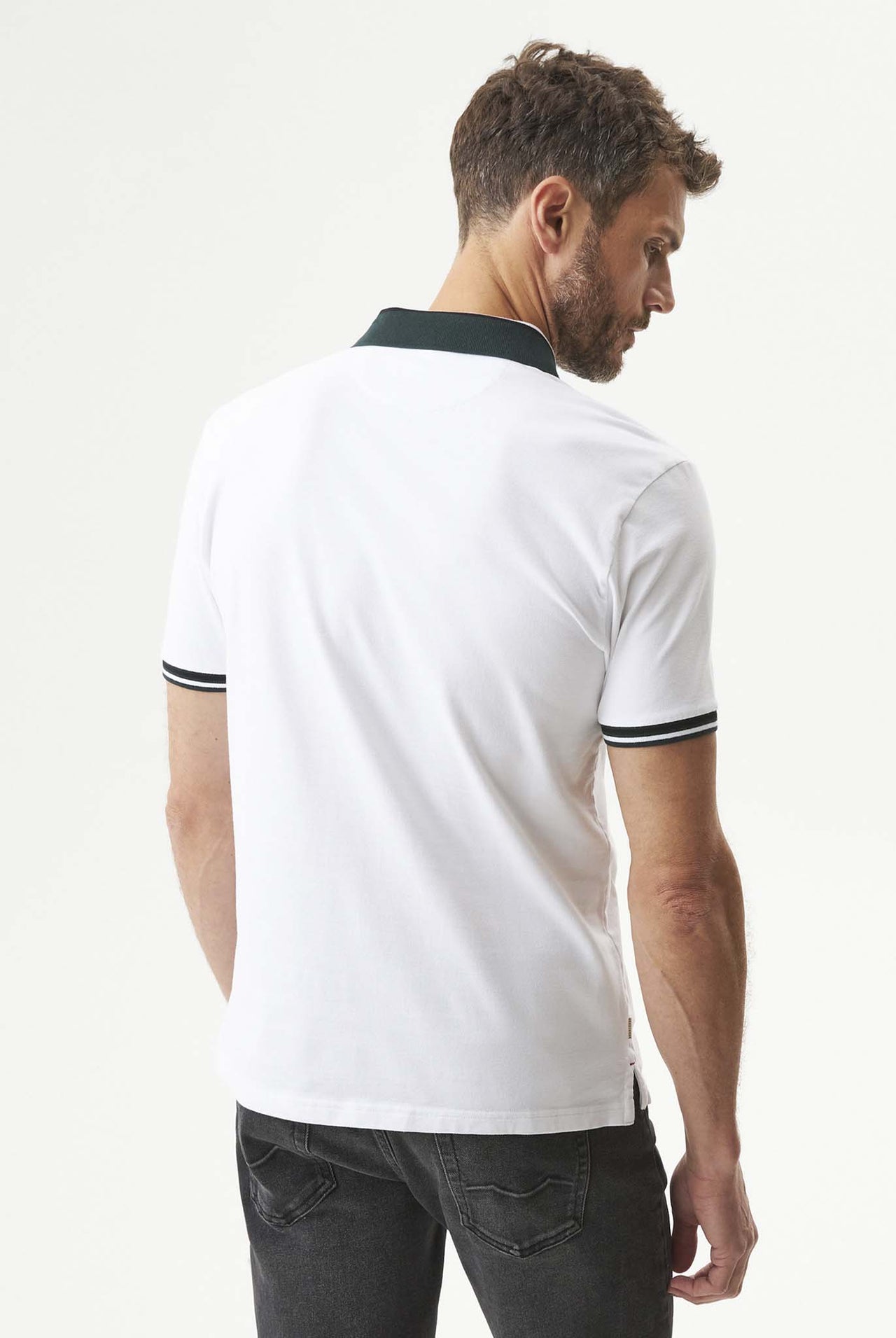 Camiseta Tipo Polo Chevignon Contraste 063-609G037