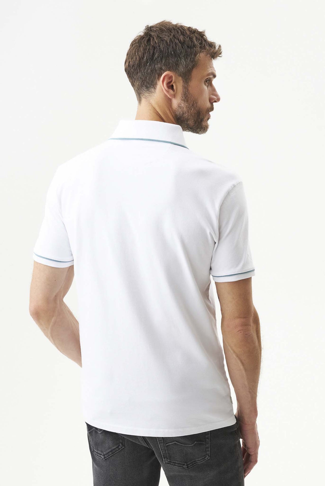 Camiseta Tipo Polo Chevignon Clásico Blanco 063-609G040