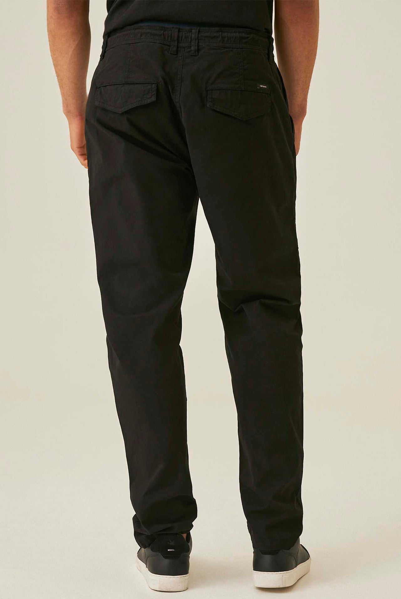 Jogger Chevignon Negro 063-631H001