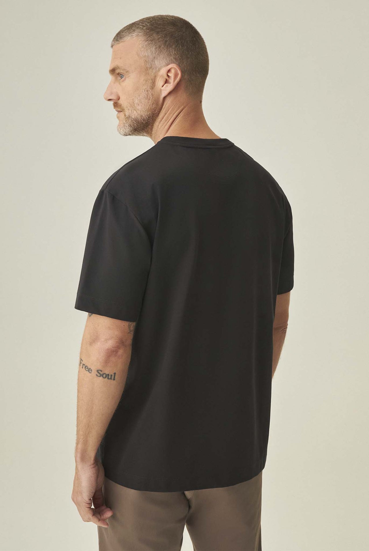 Camiseta Chevignon Negro 063-642H014
