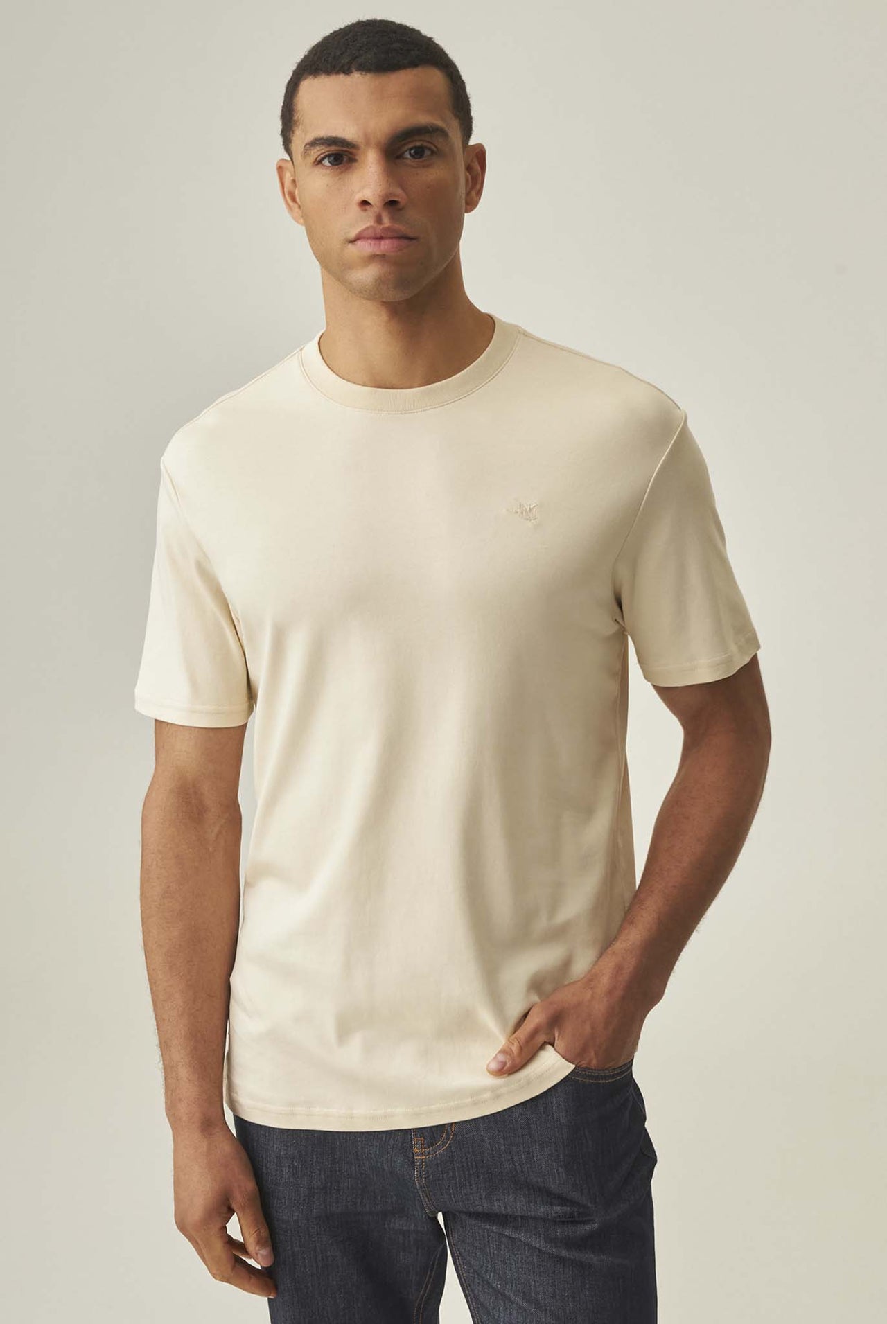 Camiseta Chevignon Basic Crudo 063-642H040