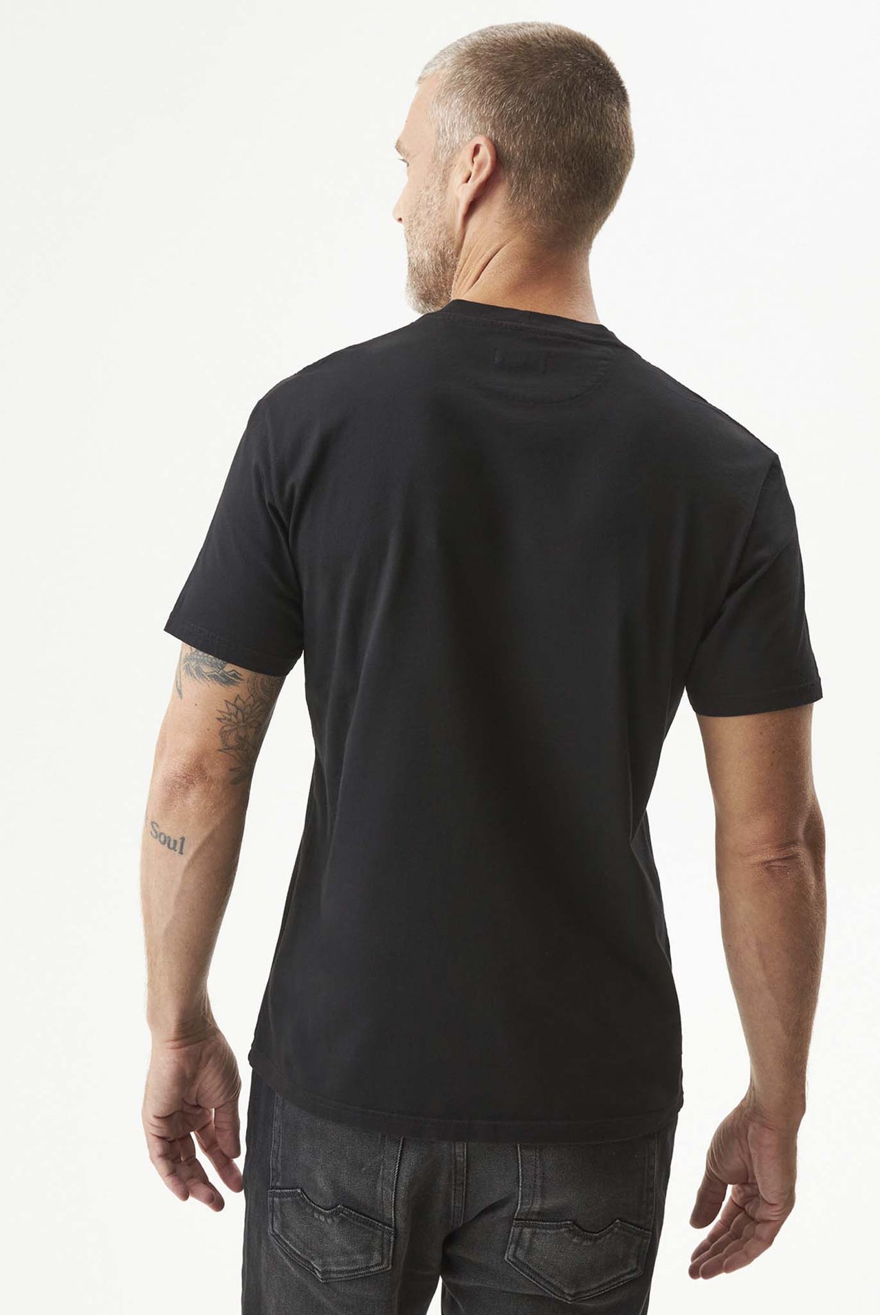 Camiseta Chevignon Negro 063-649G001