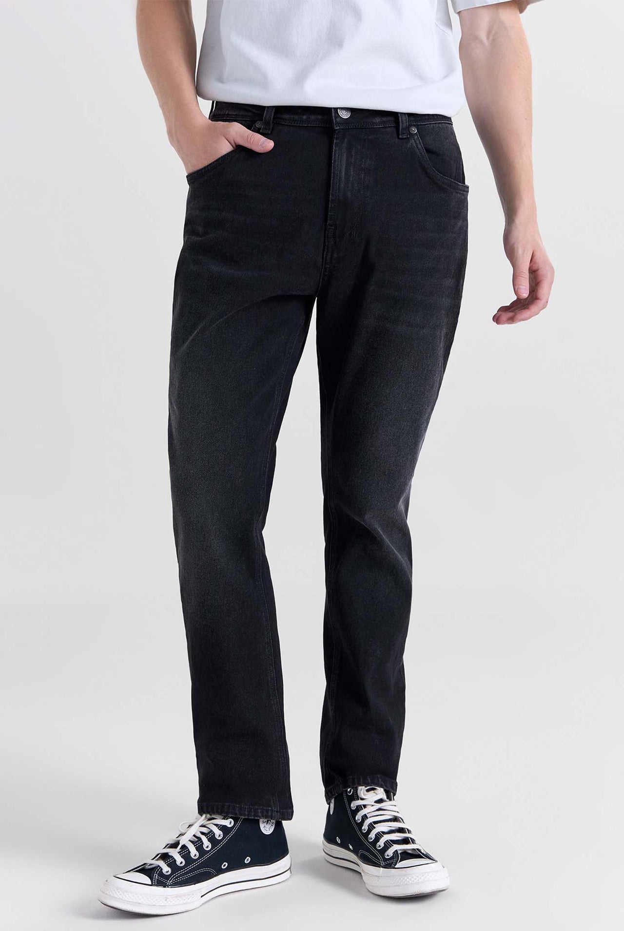 Jean Americanino Tapered Tono Negro 070-539G713