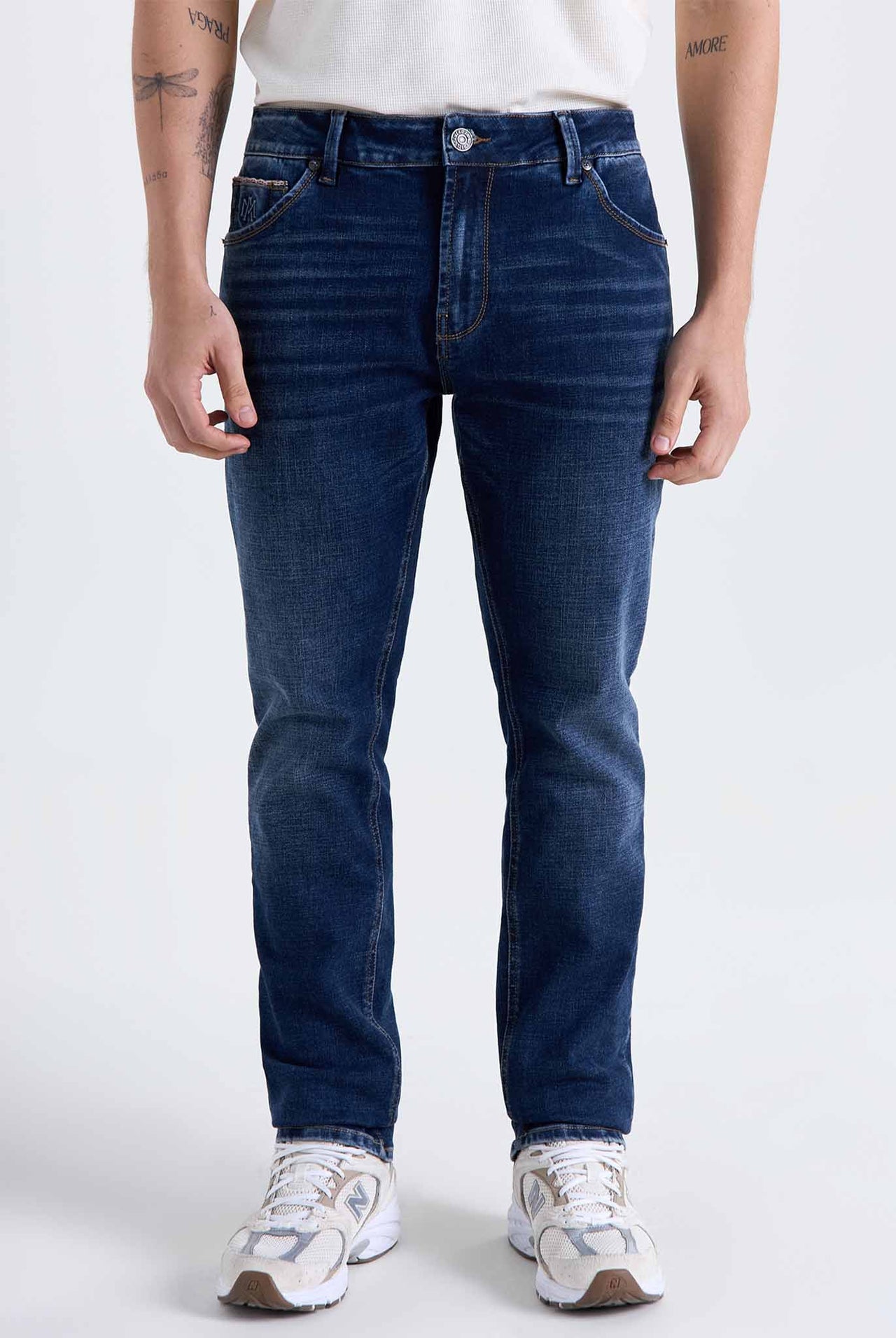 Jean Americanino Tapered Tono Oscuro 070-539G701