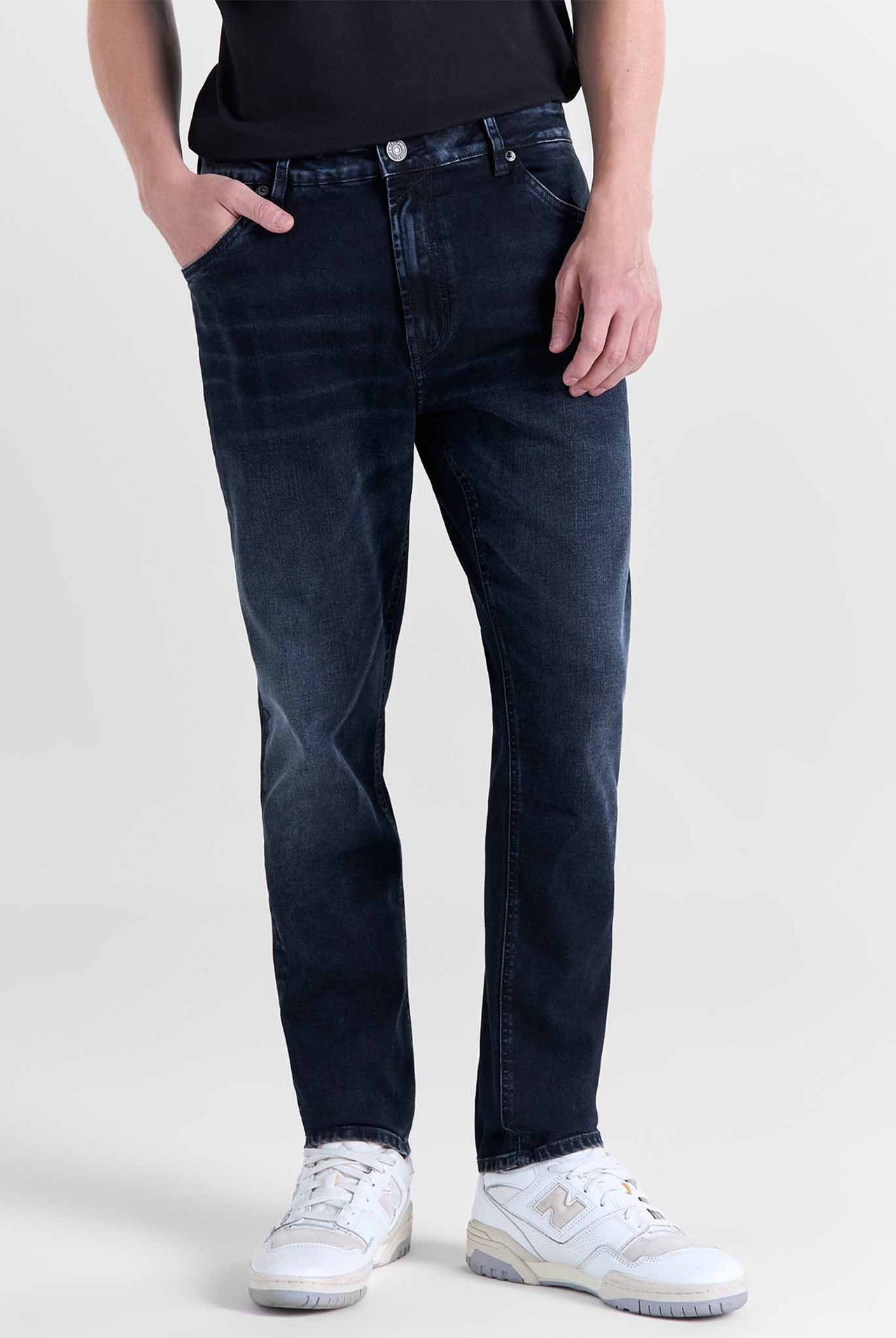 Jean Americanino Tapered Tono Oscuro 070-539G705