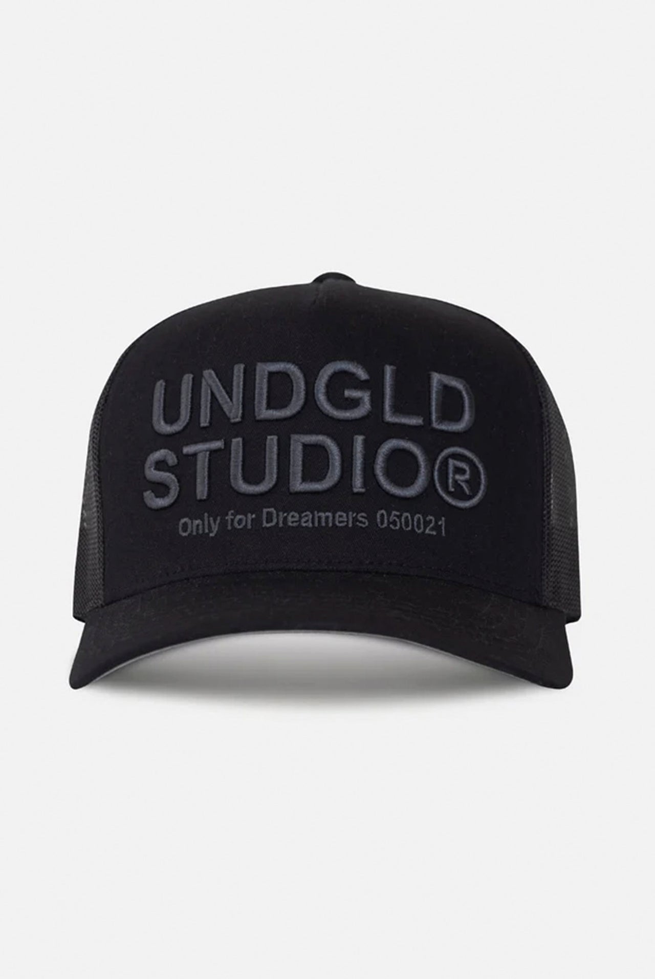Gorra Undergold Basics UNDGLD Studio Trucker Black