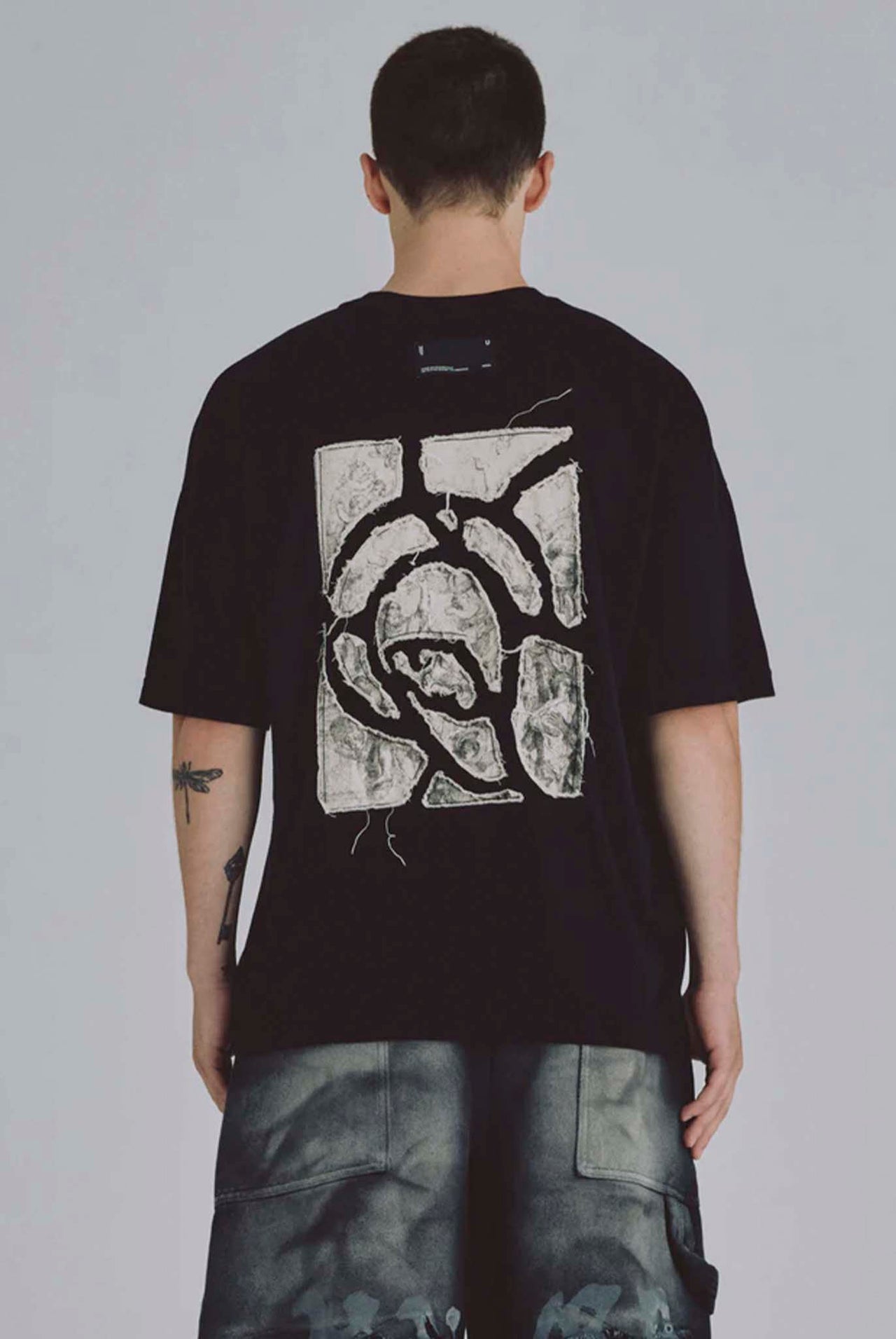 Camiseta Undergold 94 Fragments Black