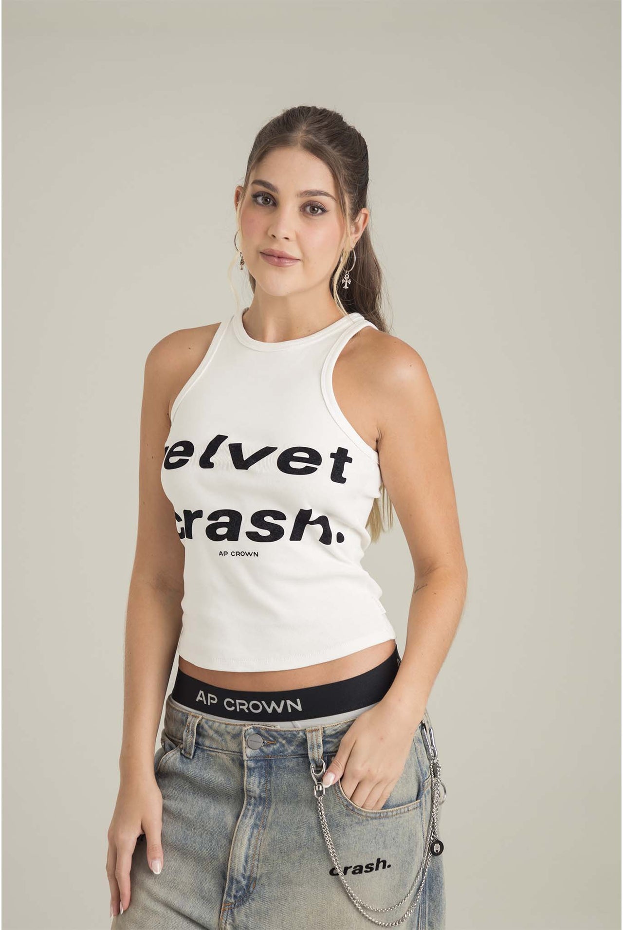 Crop Top Ap Crown Vainilla Tank Top APM26111