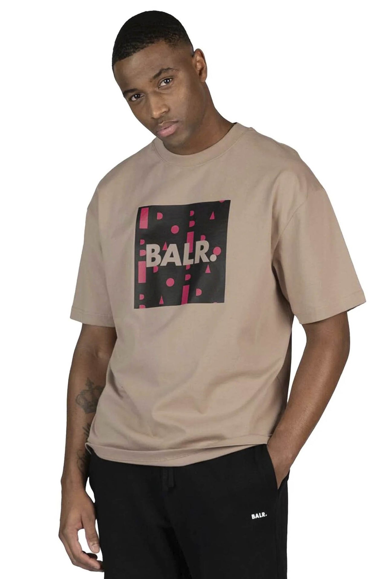 Camiseta Balr Repeat Box Fit Warm Taupe