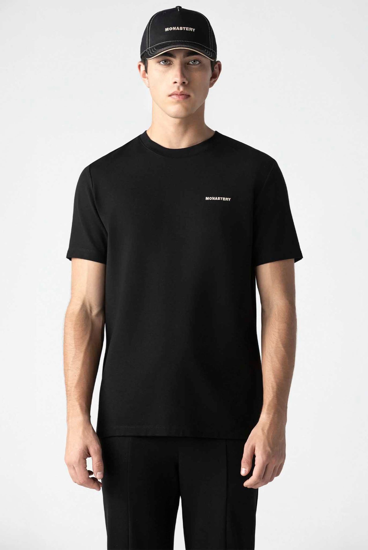 Camiseta Monastery Rubra Black