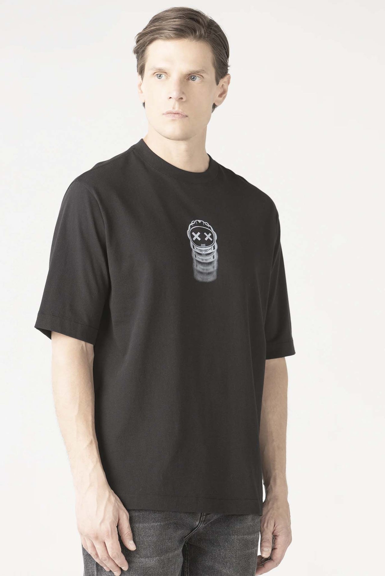 Camiseta Monastery Oversized Sultan Black