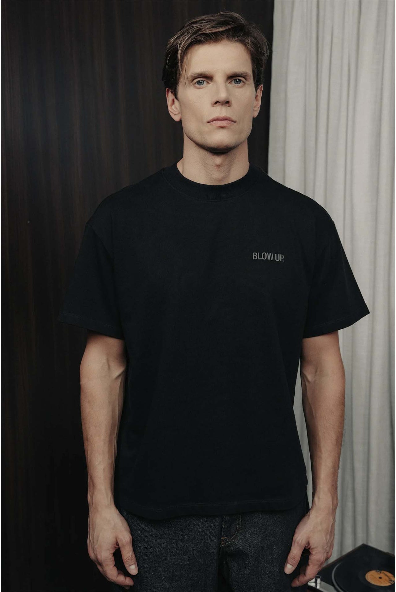 Camiseta Blow Up Clasic Fit CLF4-1100