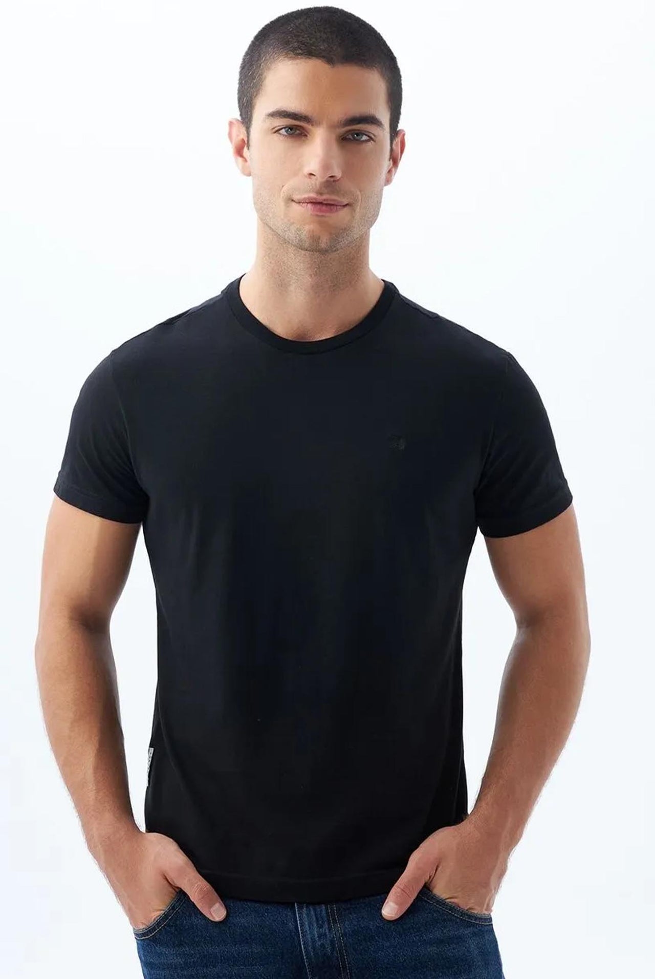 Camiseta Americanino Basica Negro 070-840C000