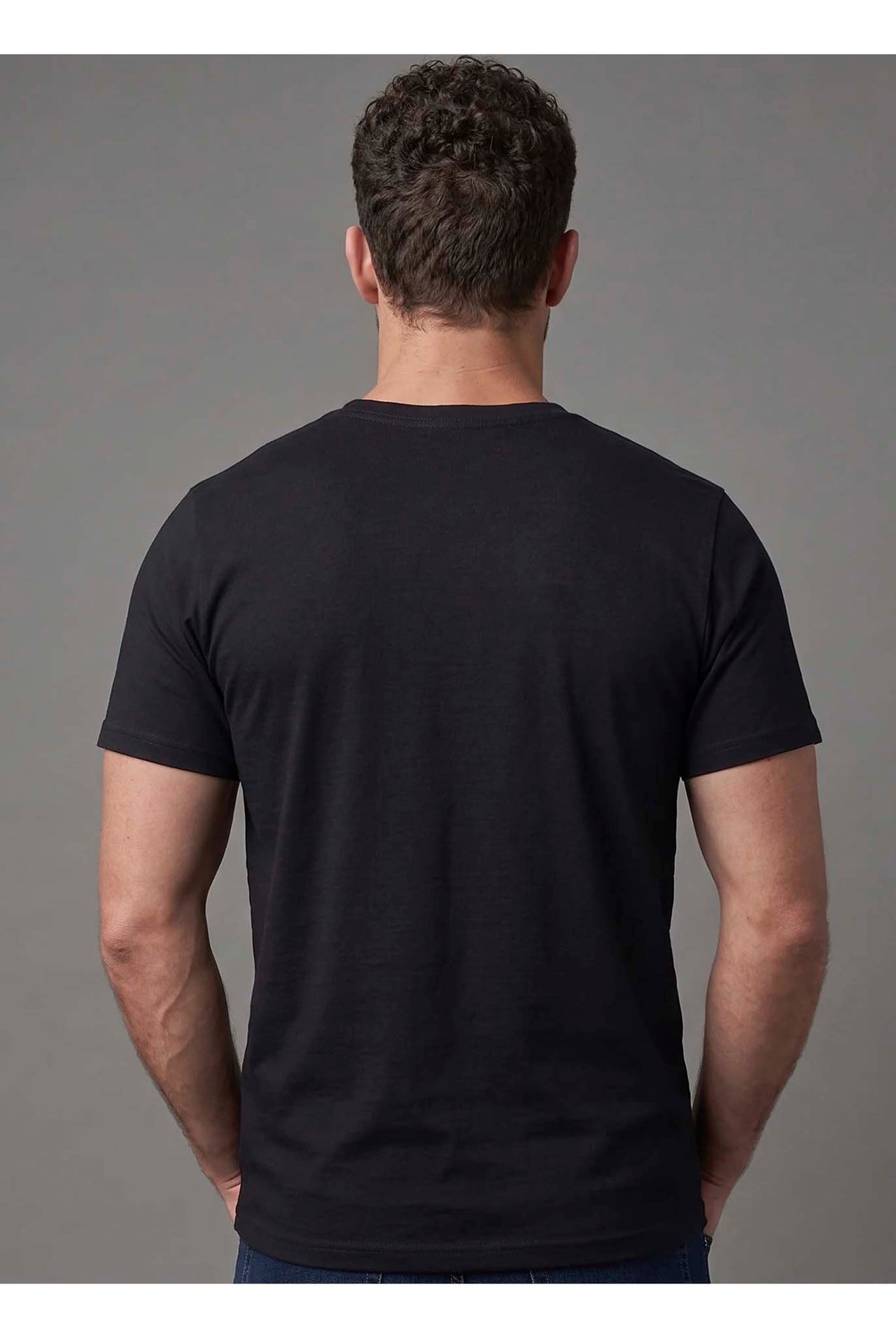 Camiseta Fist Basica Holanda Negro