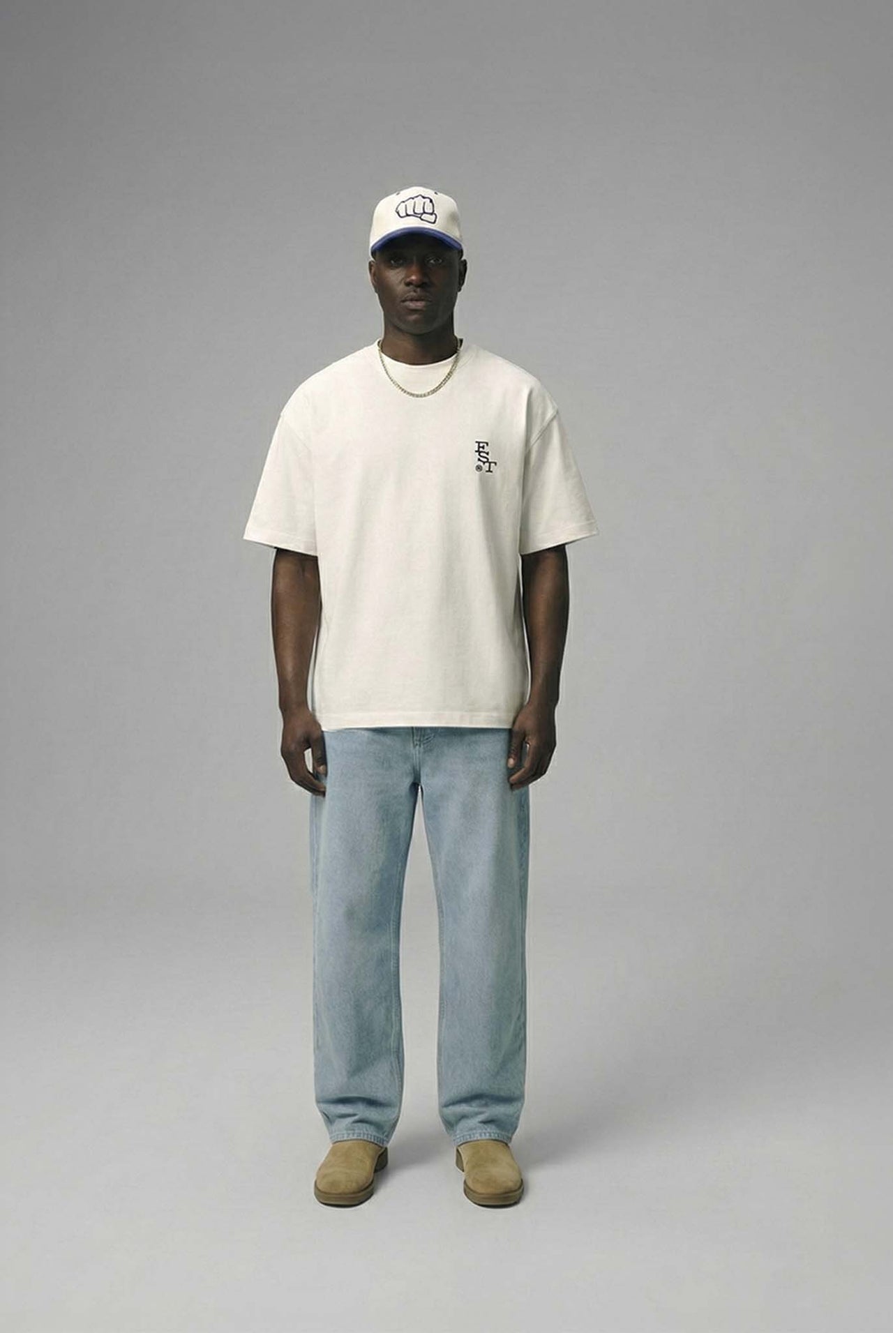 Camiseta Fist Big Logo White