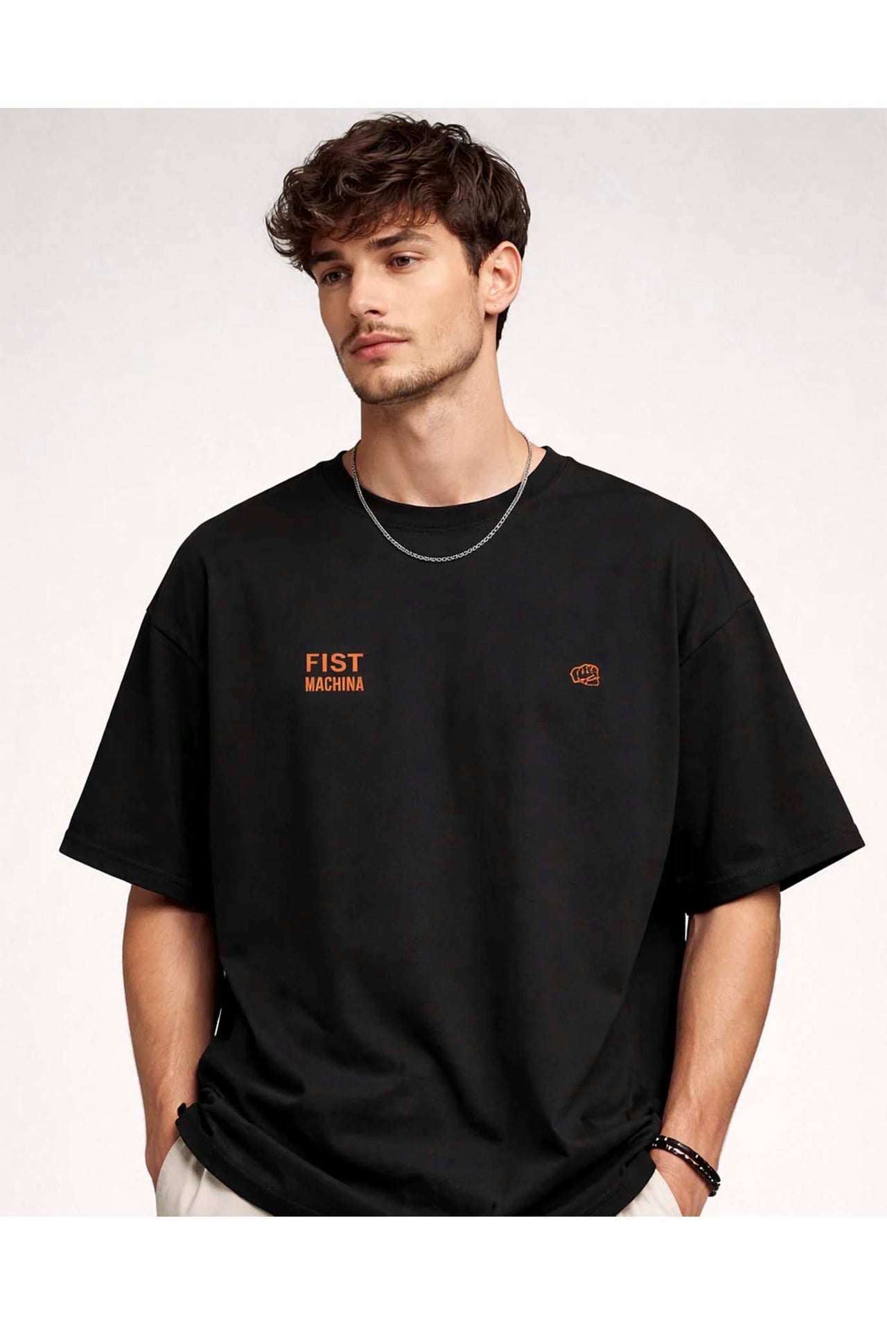 Camiseta Fist Sacred Engine