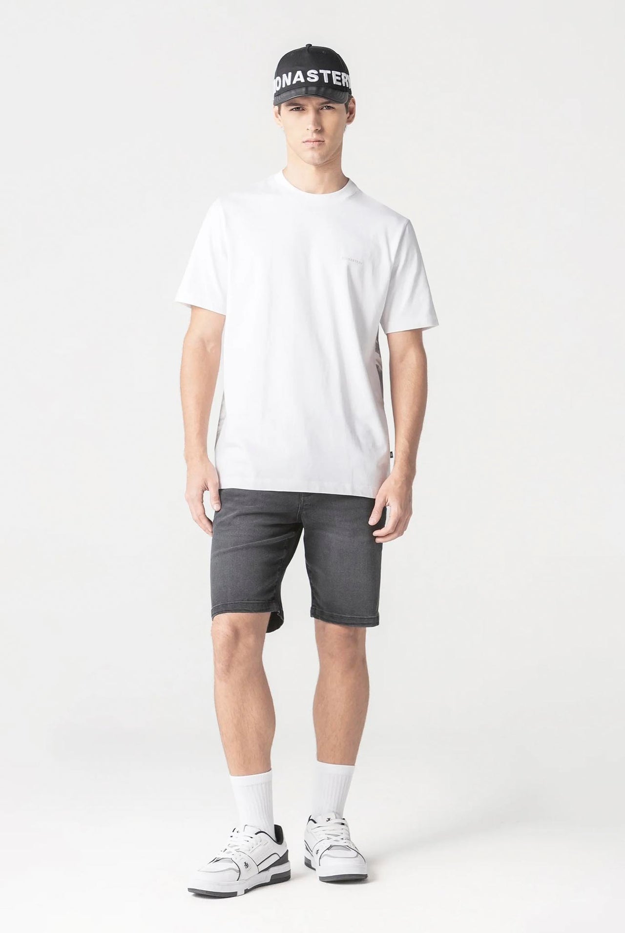 Camiseta Monastery Serak White