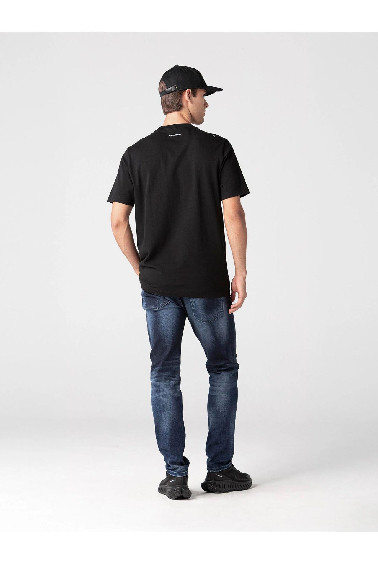 Camiseta Monastery Zanksar Black