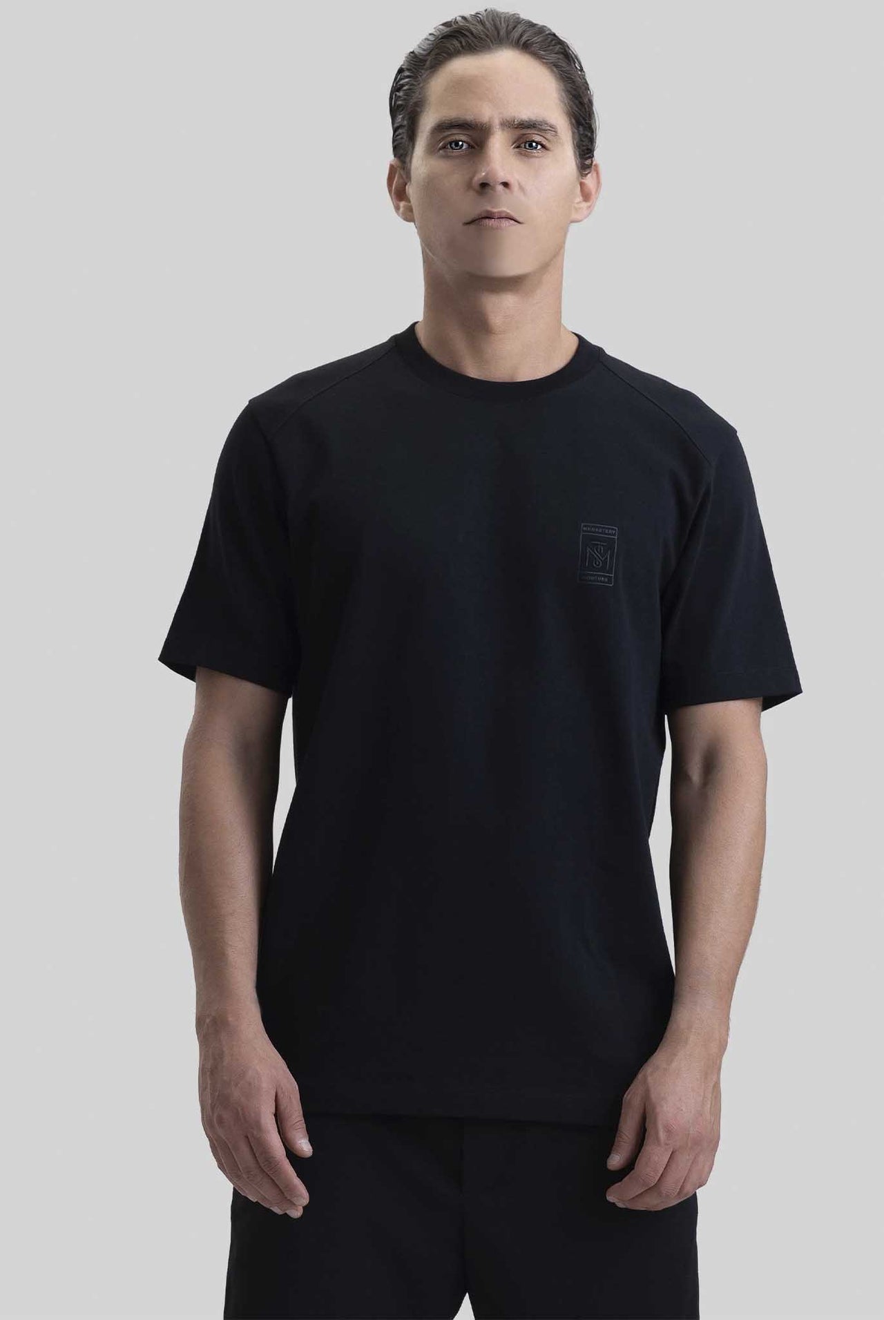 Camiseta Veloce Regular Negro Monastery