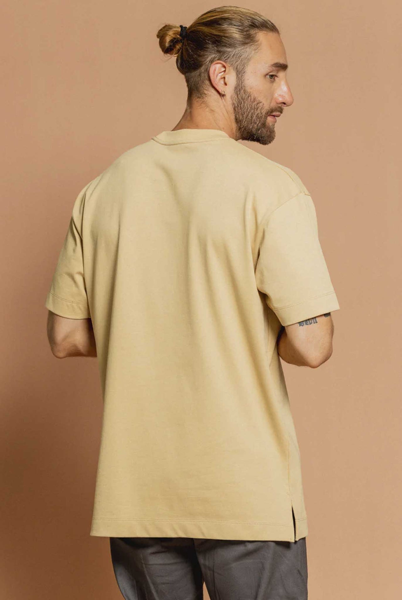 Camiseta Fist Basic Custom Beige