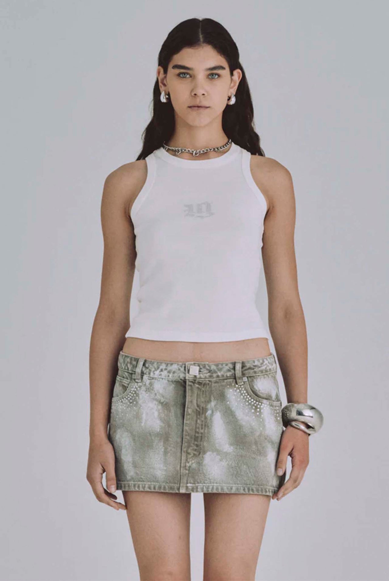 Crop Top 94 Gothic U Halter White