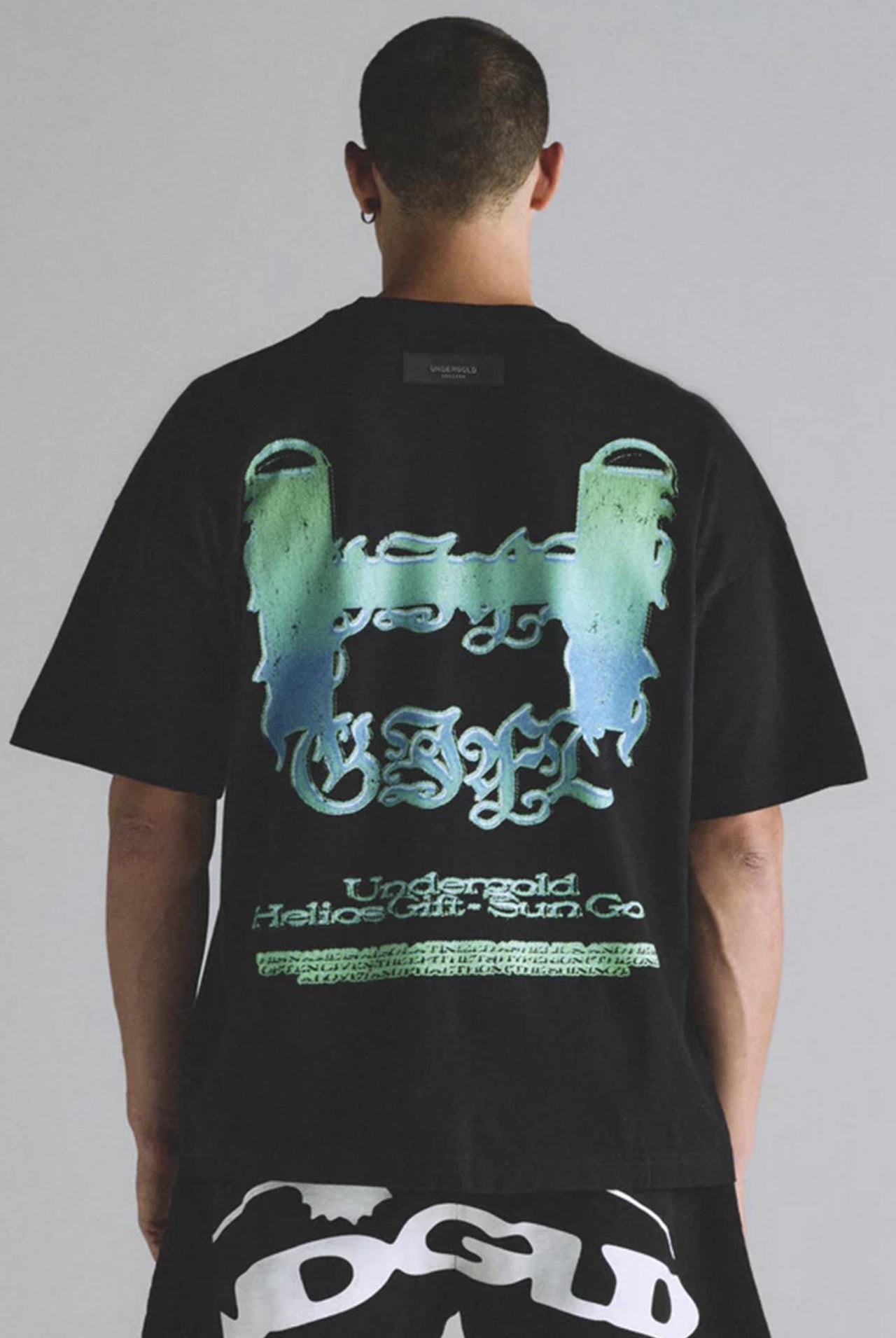 Camiseta Undergold Helios Gift Negro