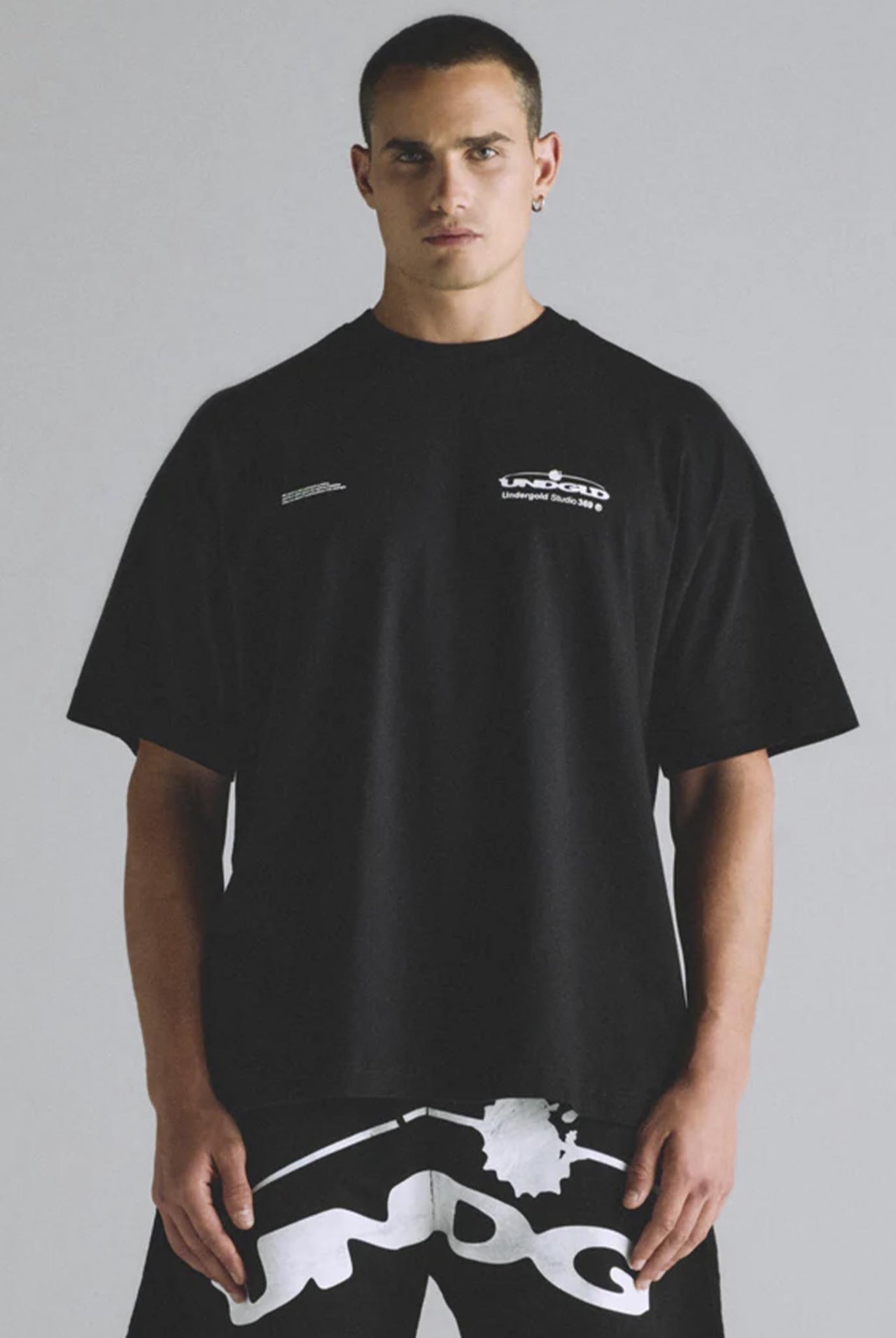 Camiseta Undergold Helios Phases Negro