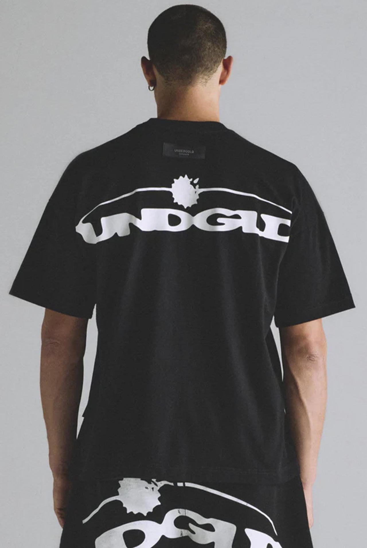 Camiseta Undergold Helios UNDGLD Negro