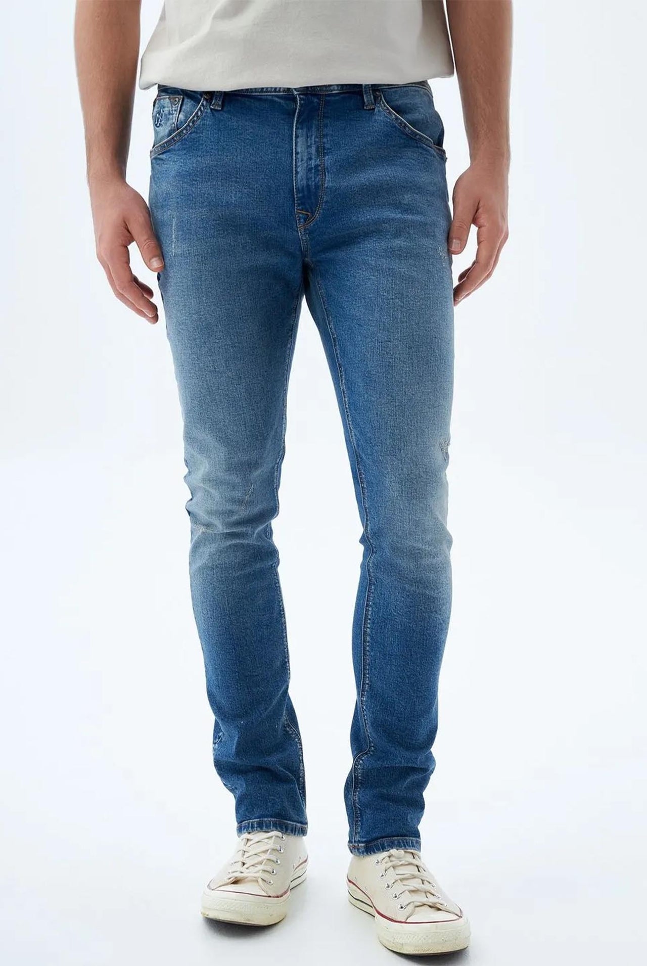 Jean Americanino Tapered Azul Tono Medio 070-539F716