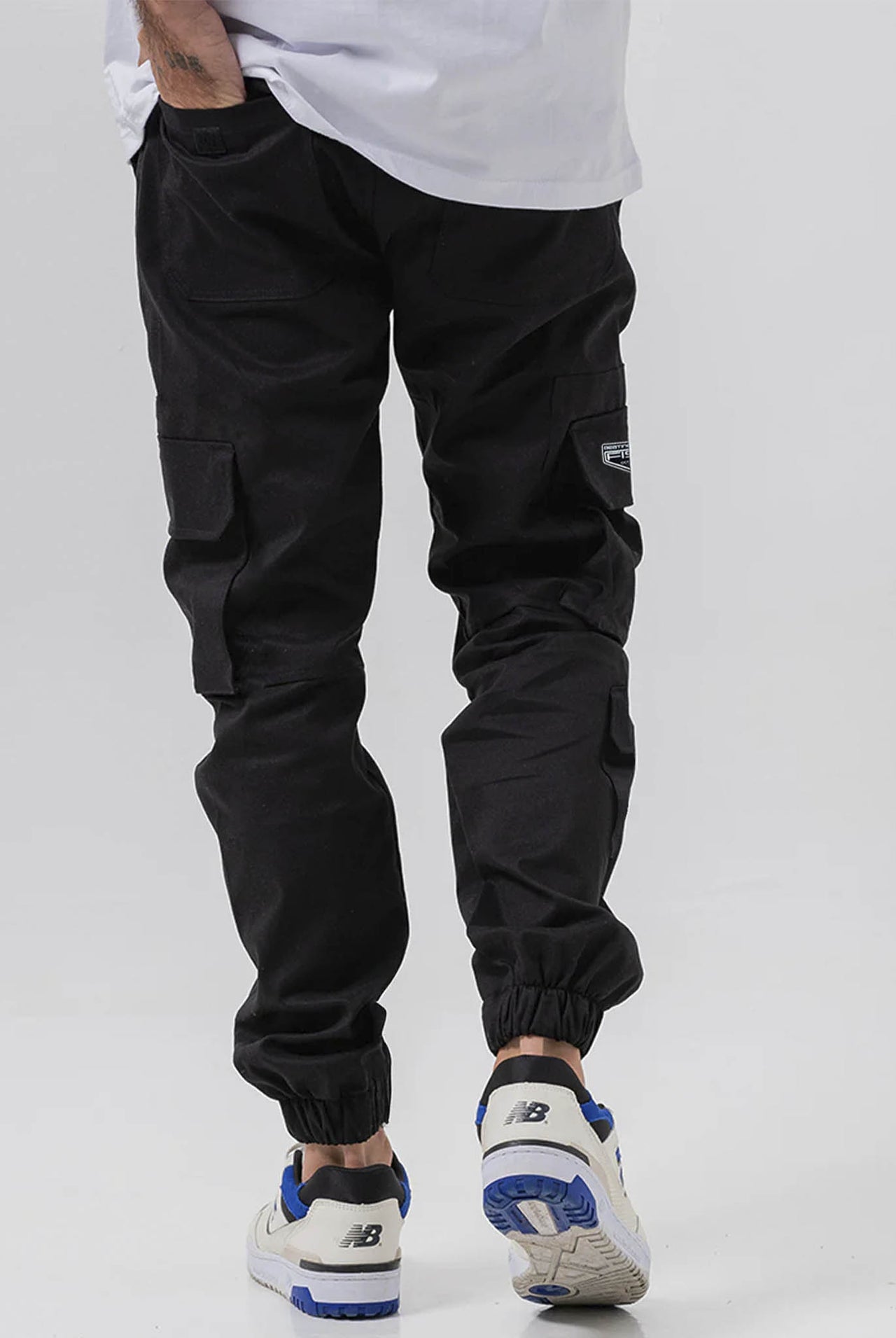 Jogger Fist Camo Negro