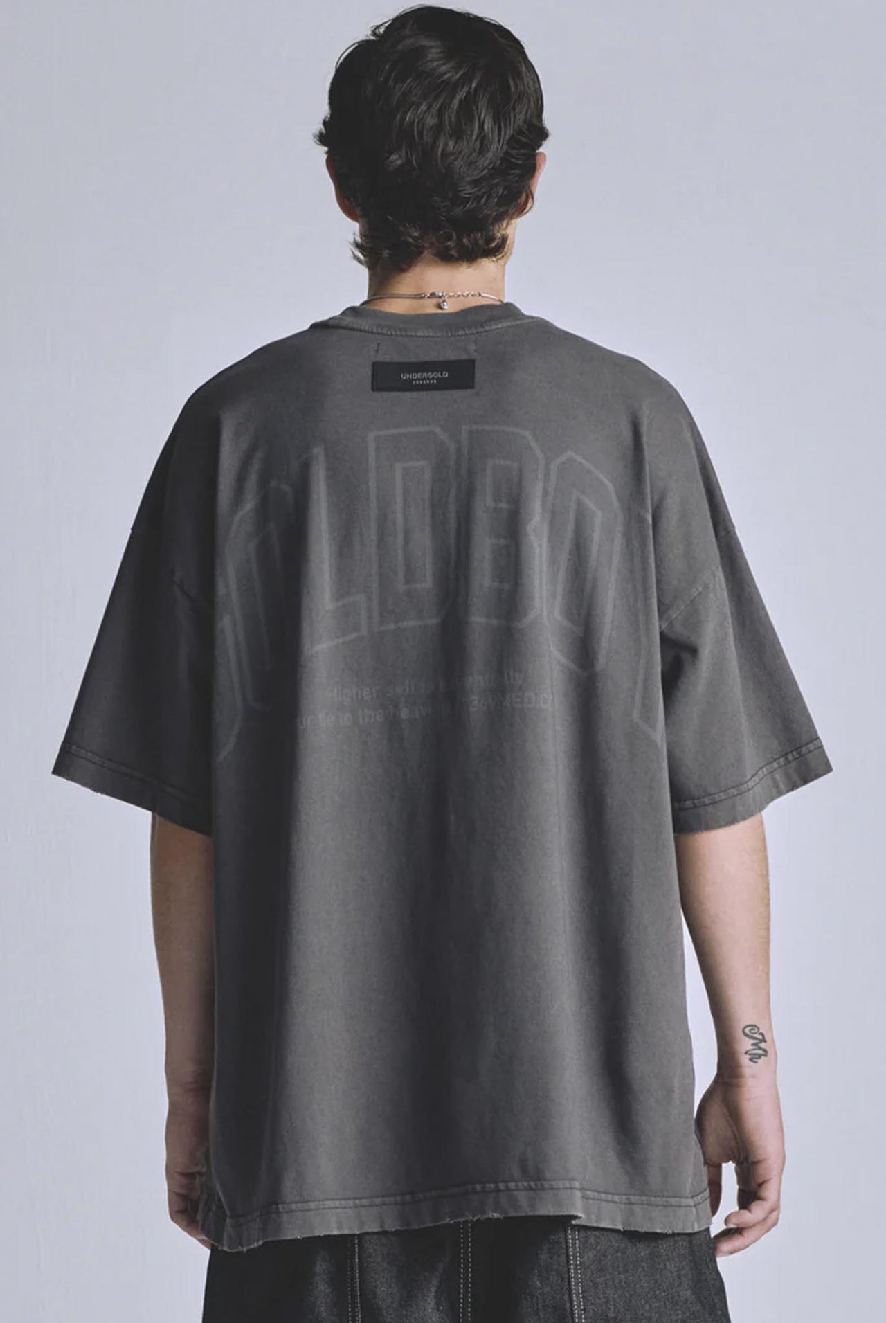 Camiseta Undergold Palace Goldboy Vintage Negro