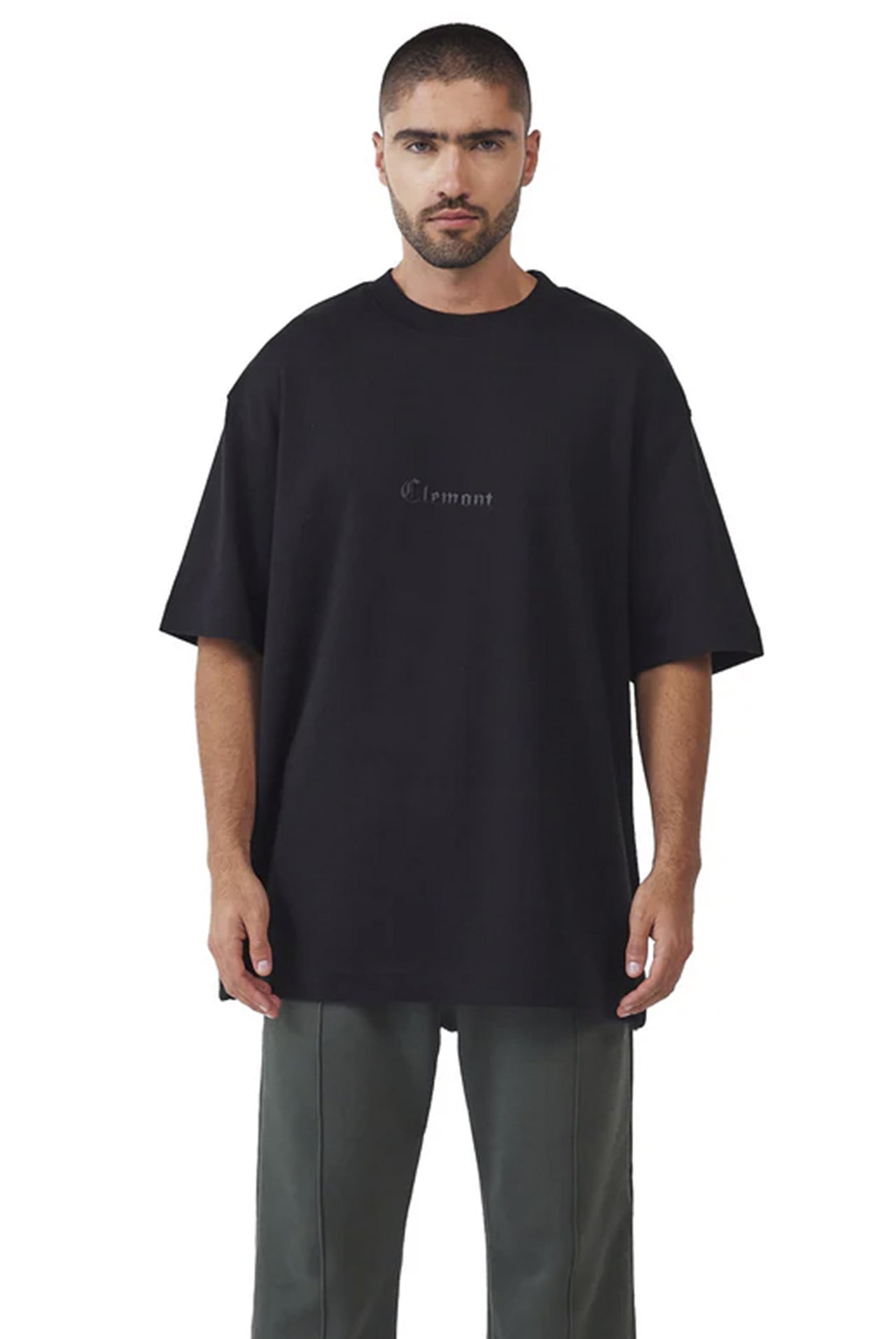 Camiseta Clemont Oversized Patema Negro 10101301