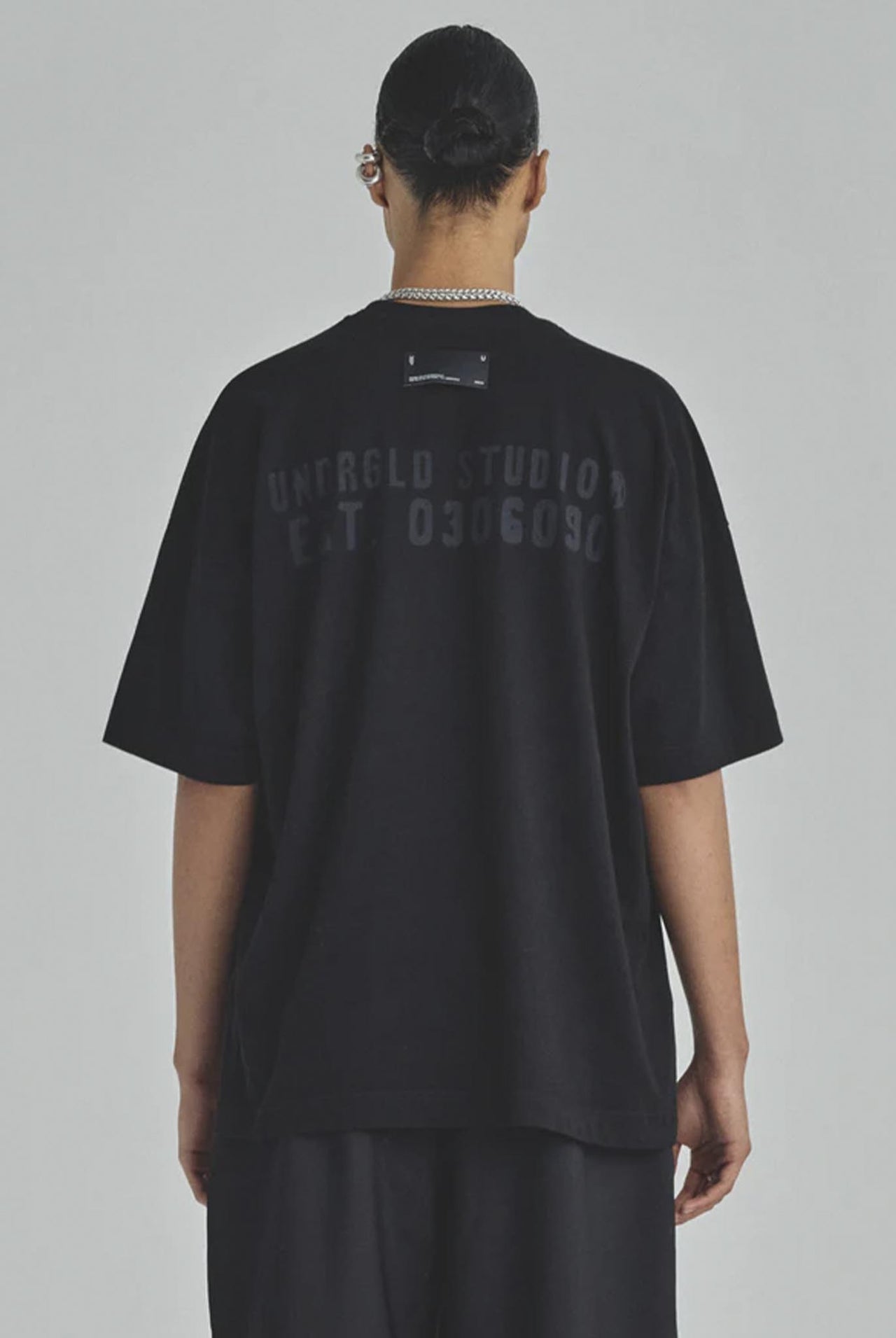 Camiseta Undergold Spring Spiritus Sanctus Black