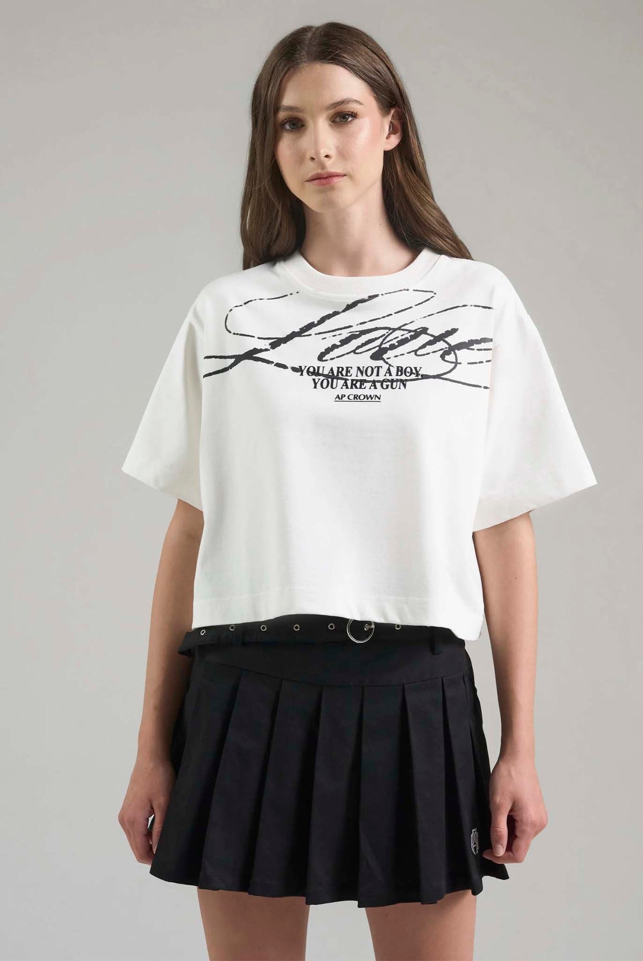 Crop Top Ap Crown White Flower APM26139