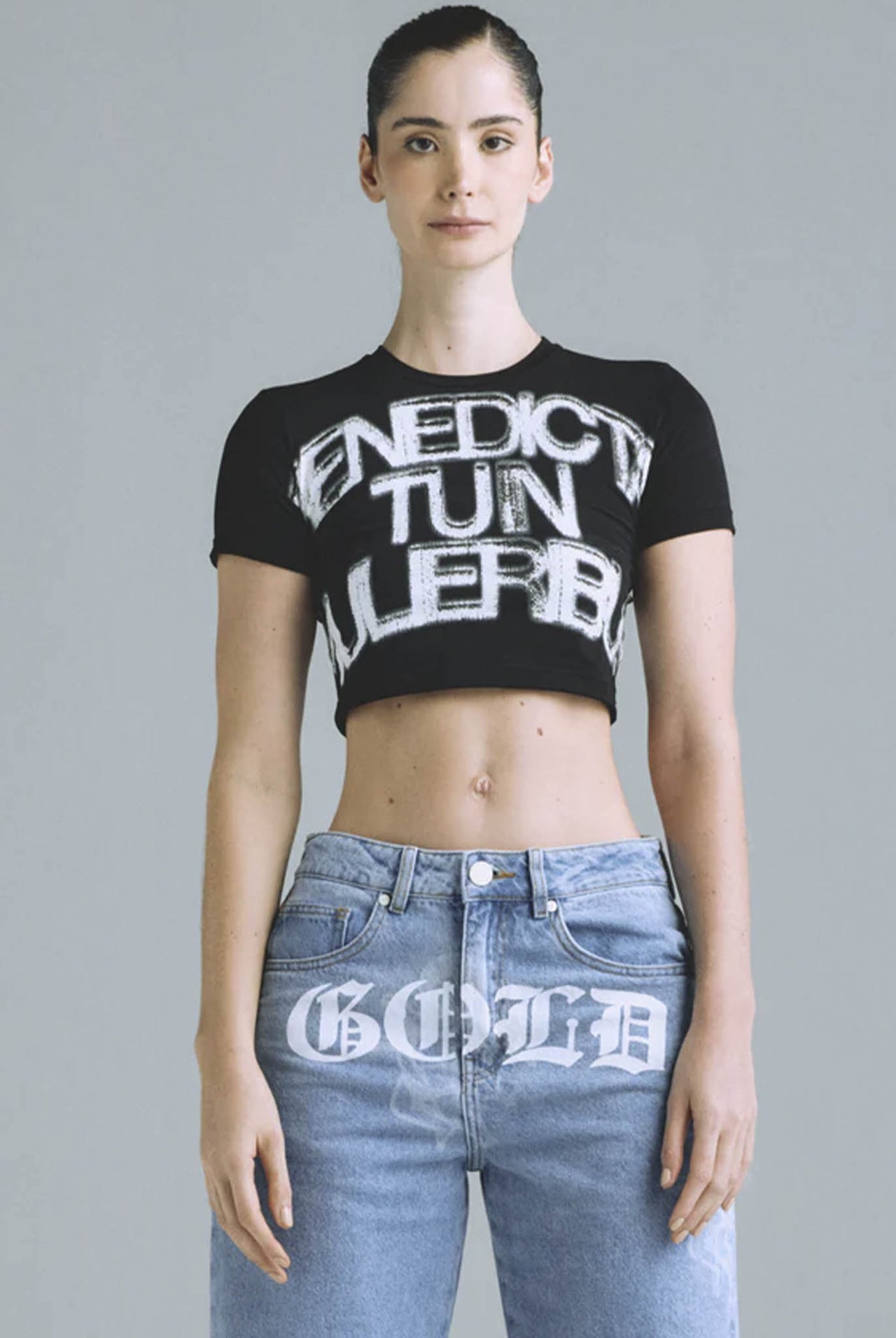 Crop Top Undergold Gratia Plena Benedicta Baby Black