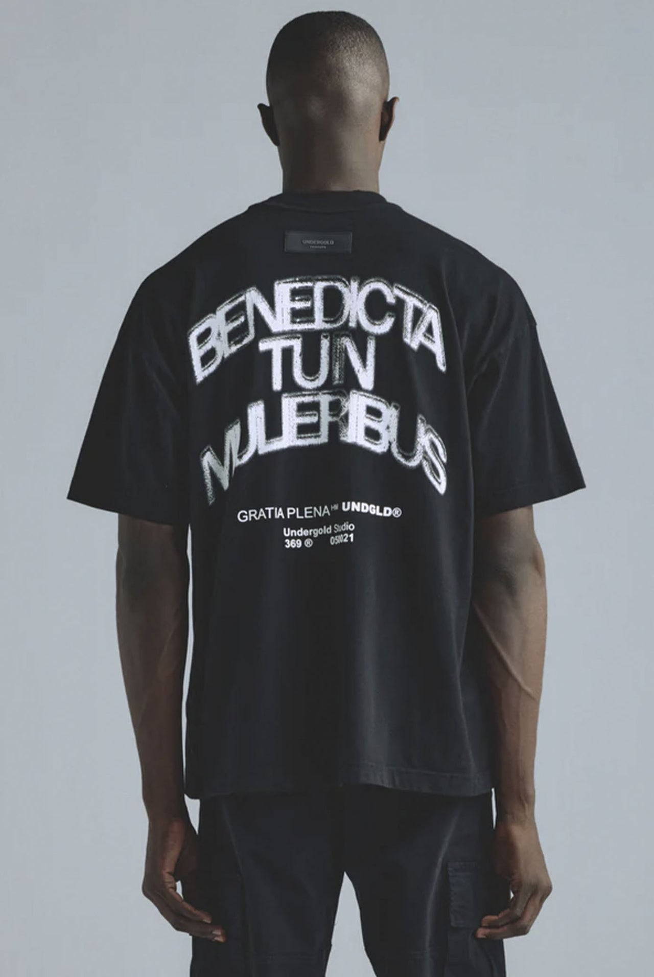 Camiseta Undergold Gratia Plena Benedicta Black