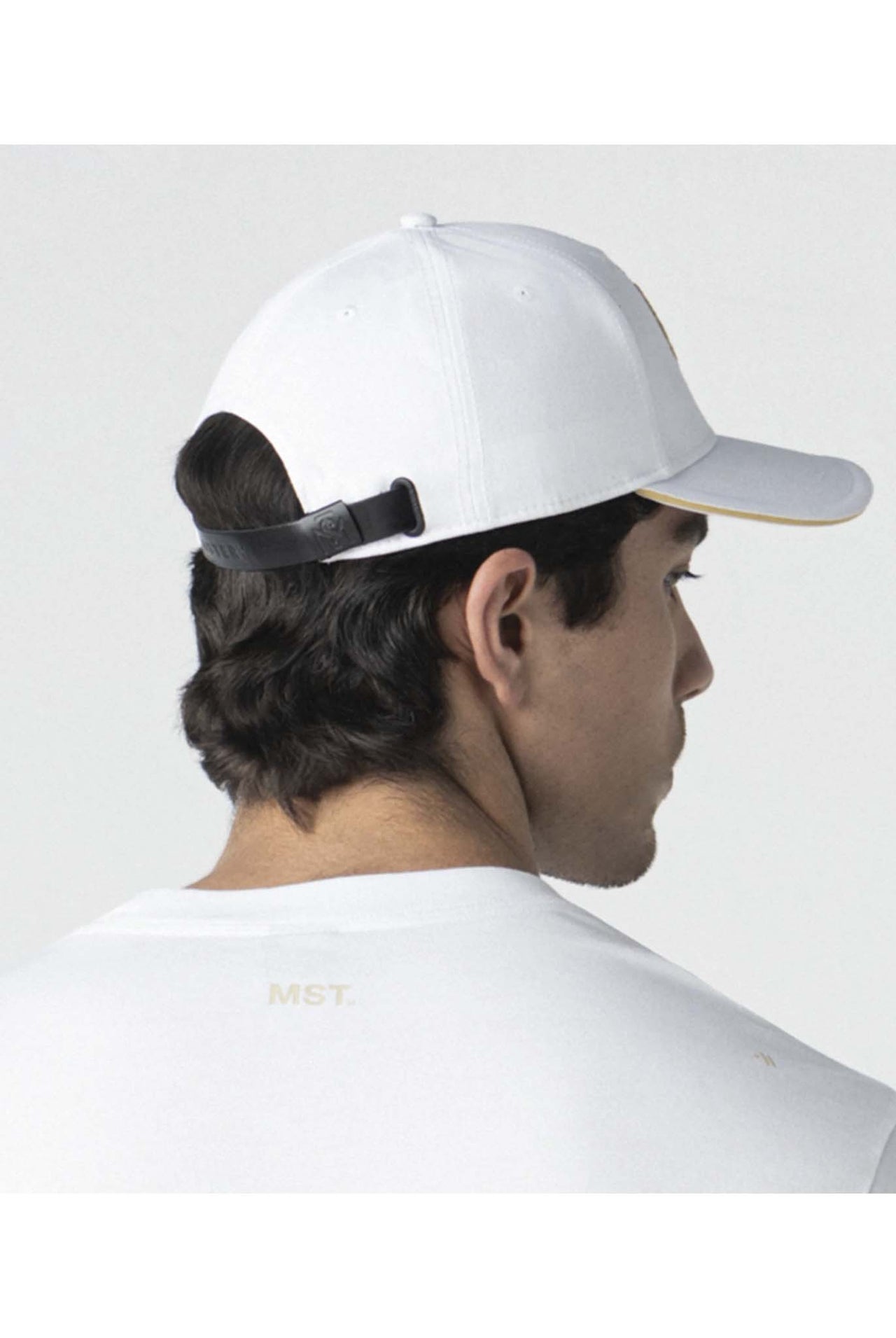 Gorra Monastery Calix White