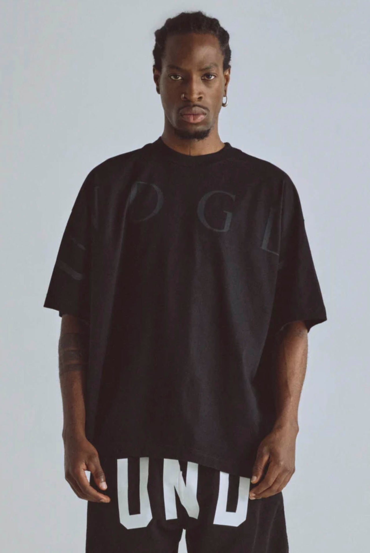 Camiseta Undergold Eternal UNDGLD Negro