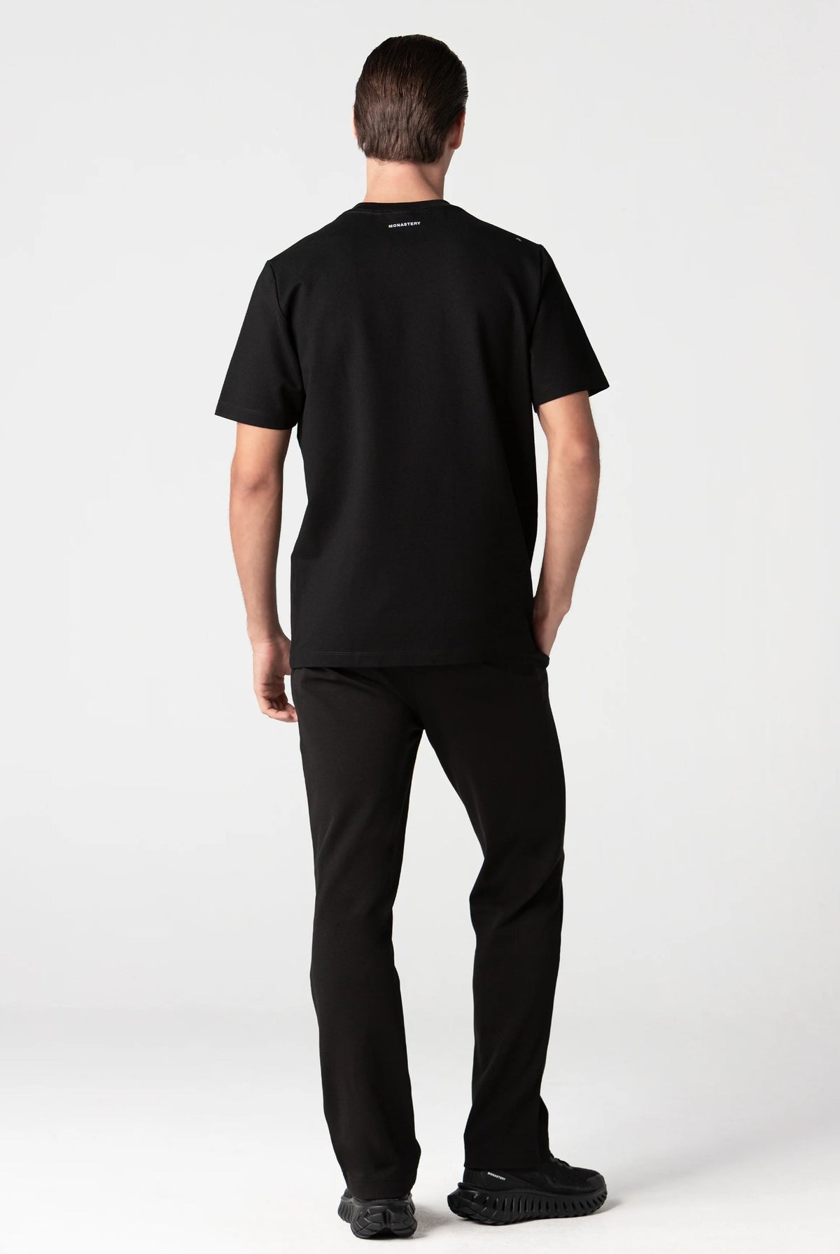 Camiseta Monastery Domitia Black