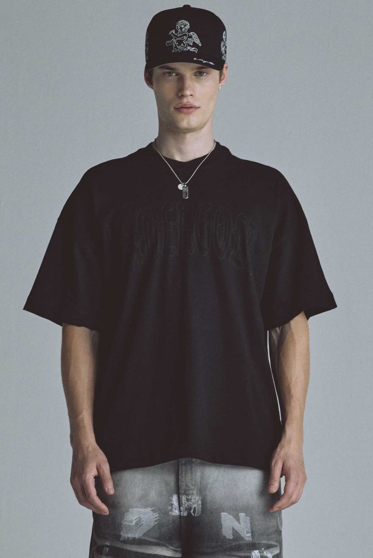 Camiseta Undergold Echoes Gods Plan Black