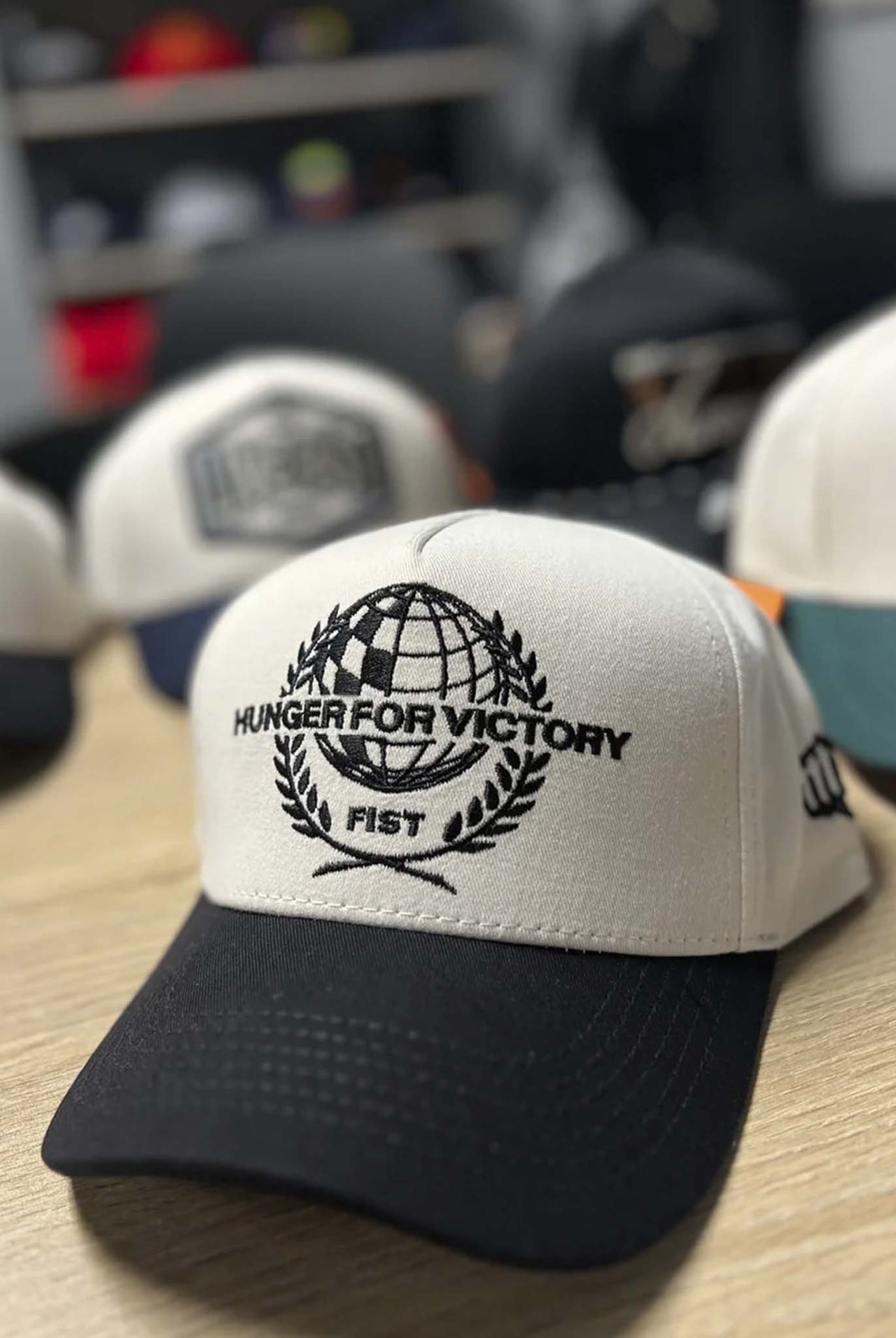 Gorra Fist Victory