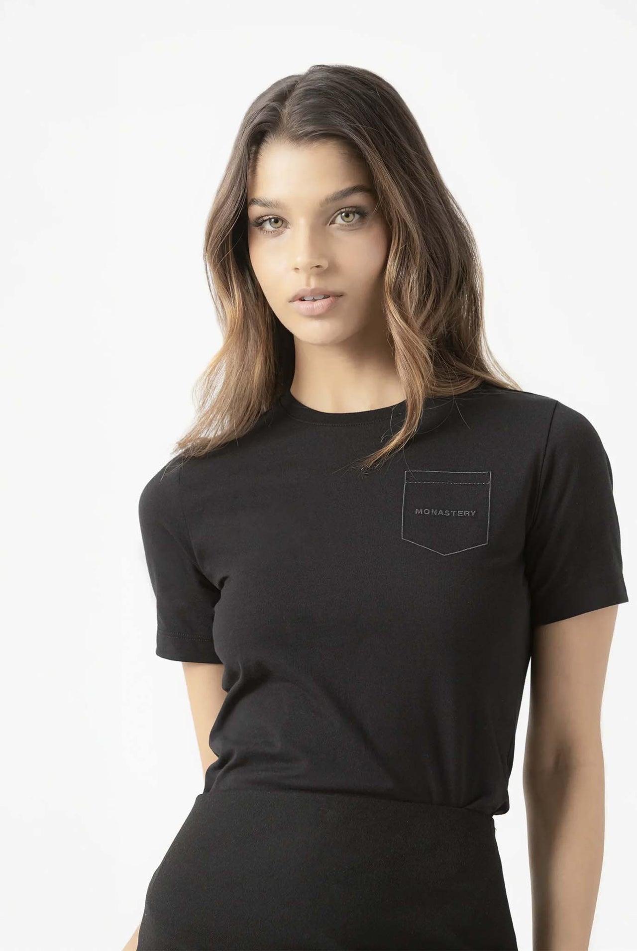 Camiseta Monastery Kaie Black