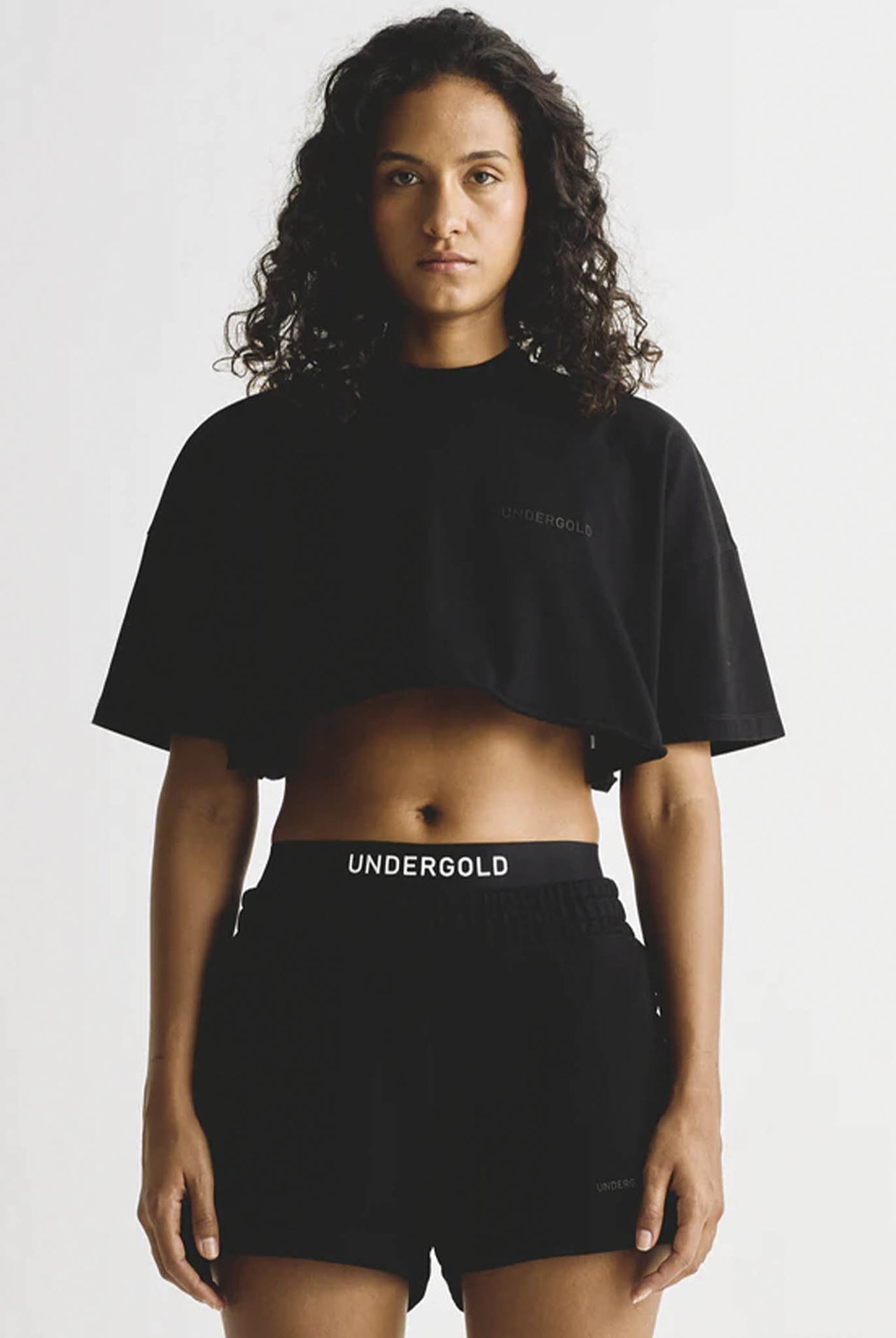 Crop Top Undergold Line Logo Black