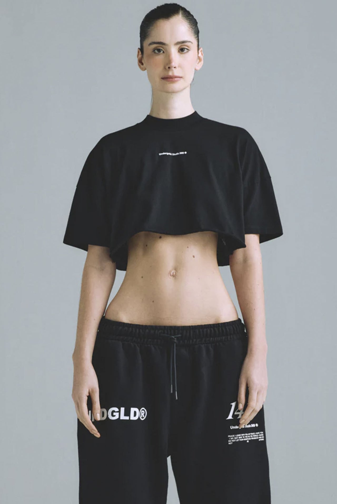 Crop Top Undergold Gratia Plena Ora Pro Nobis Black