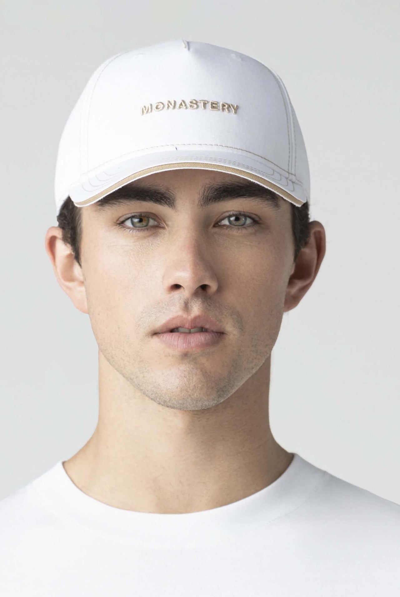Gorra Monastery Titus White