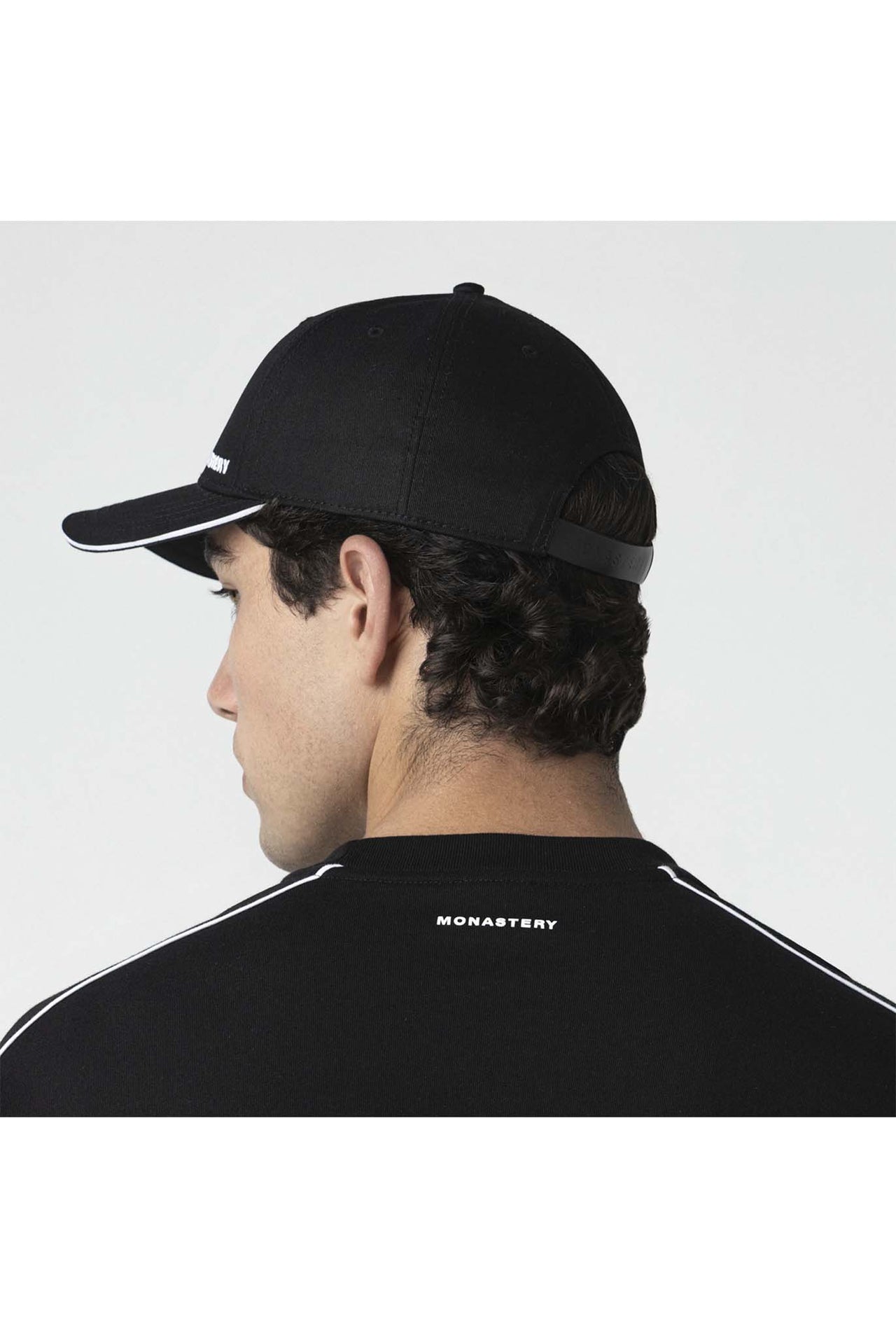 Gorra Monastery Yanni Black