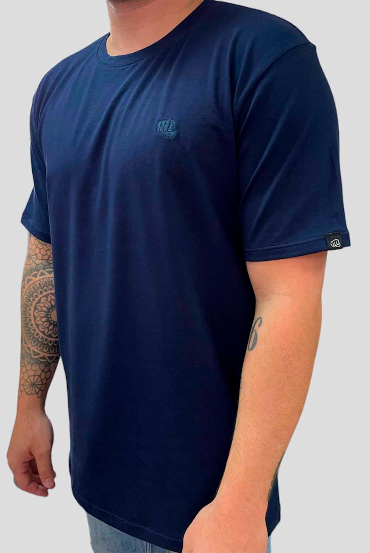 Camiseta Fist Basic Match Azul Oscuro
