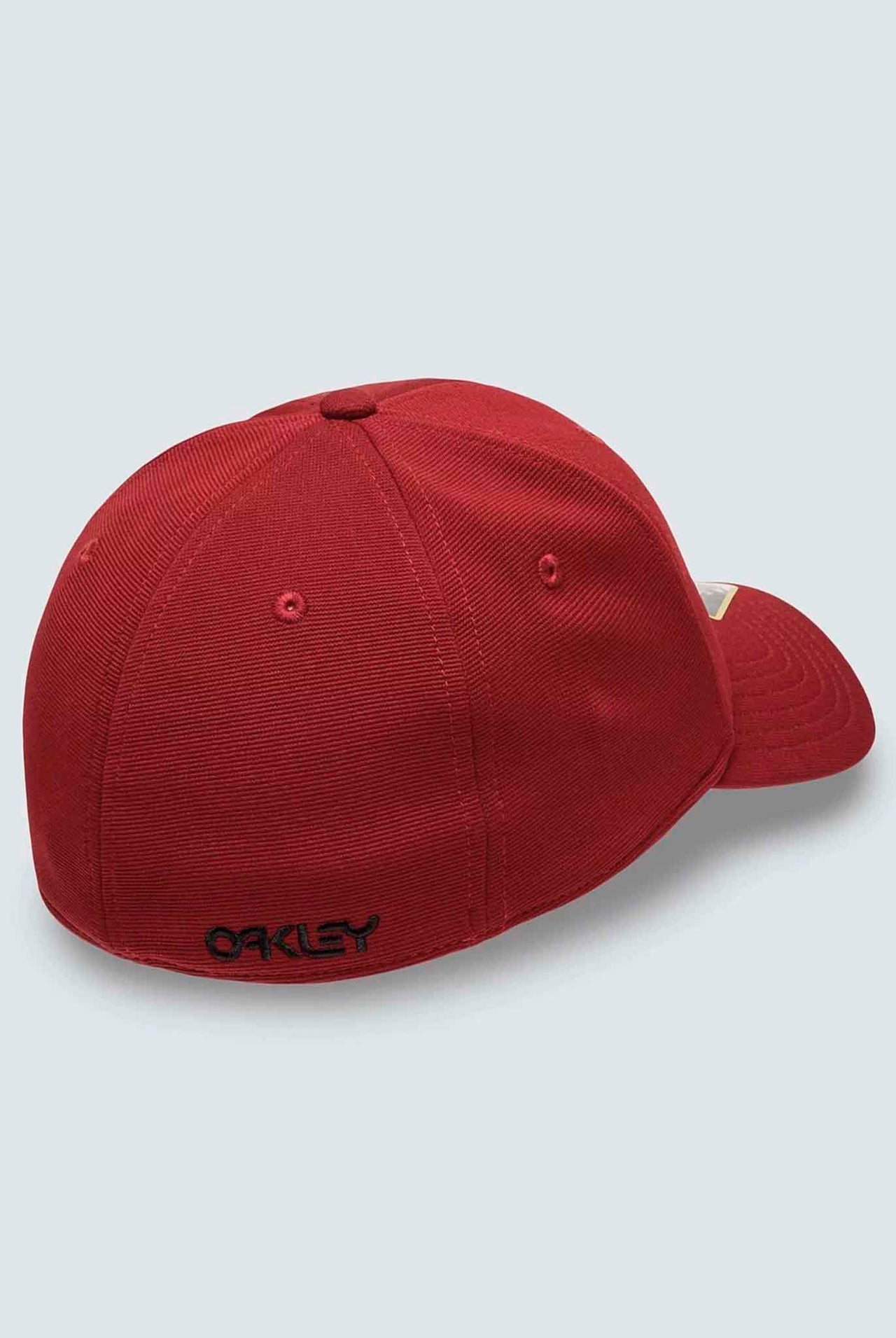 Gorra Oakley Iron Red Stretch Hat Embossed- 6 Panel