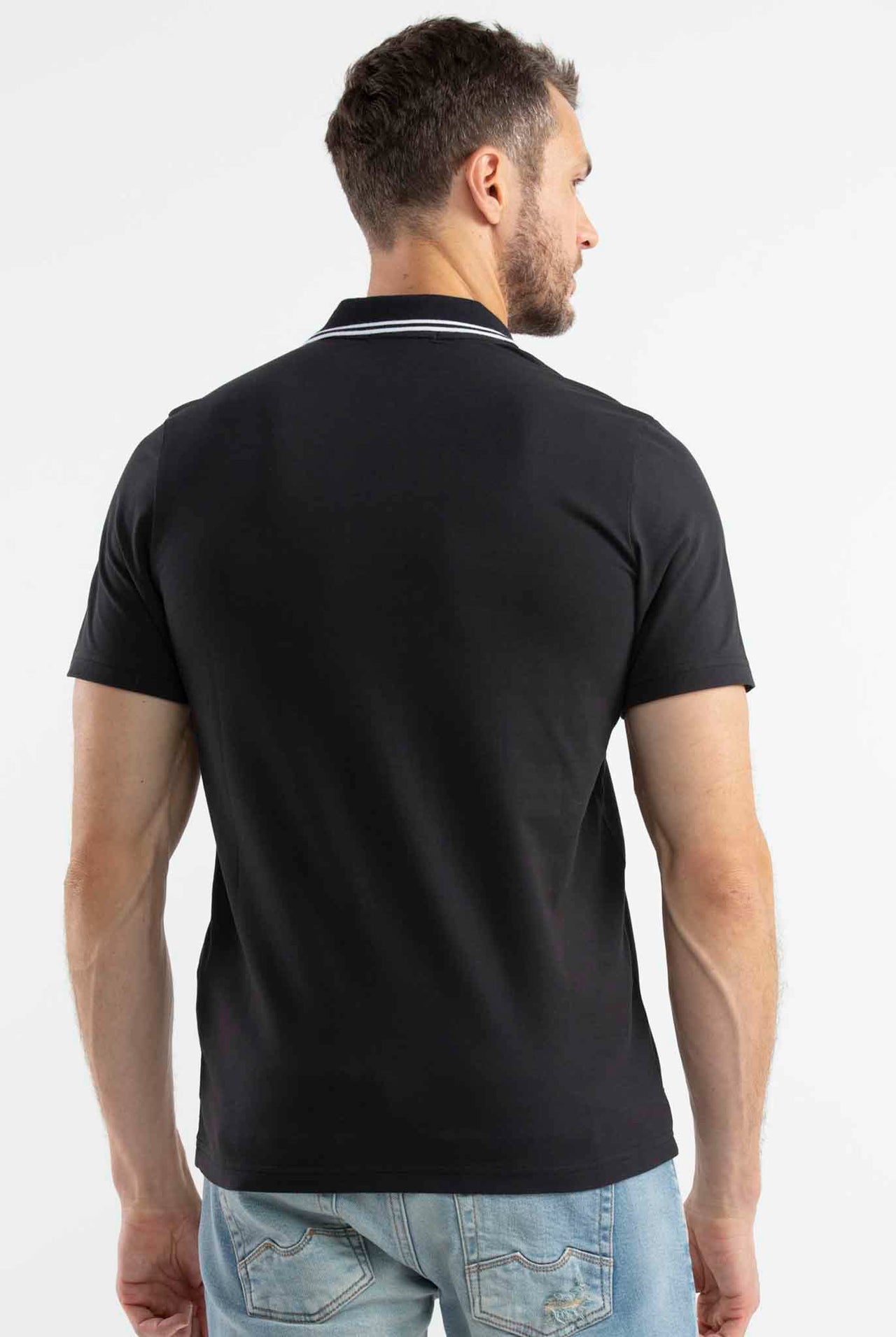 Polo Chevignon Negro Cuello Con Lineas Blancas- Slim Fit