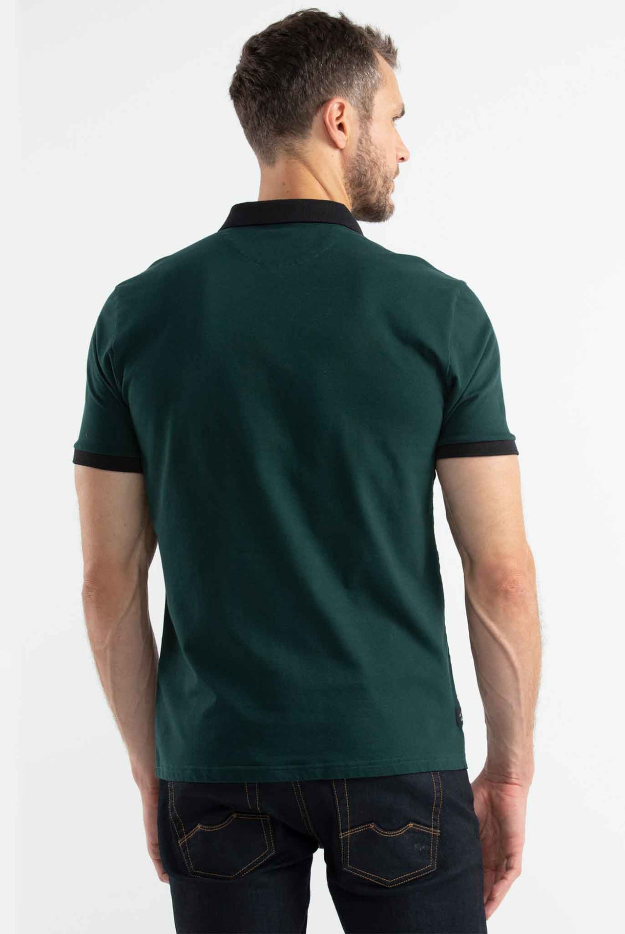 Polo Chevignon Negro Cuello y Puños En Contraste -Slim Fit